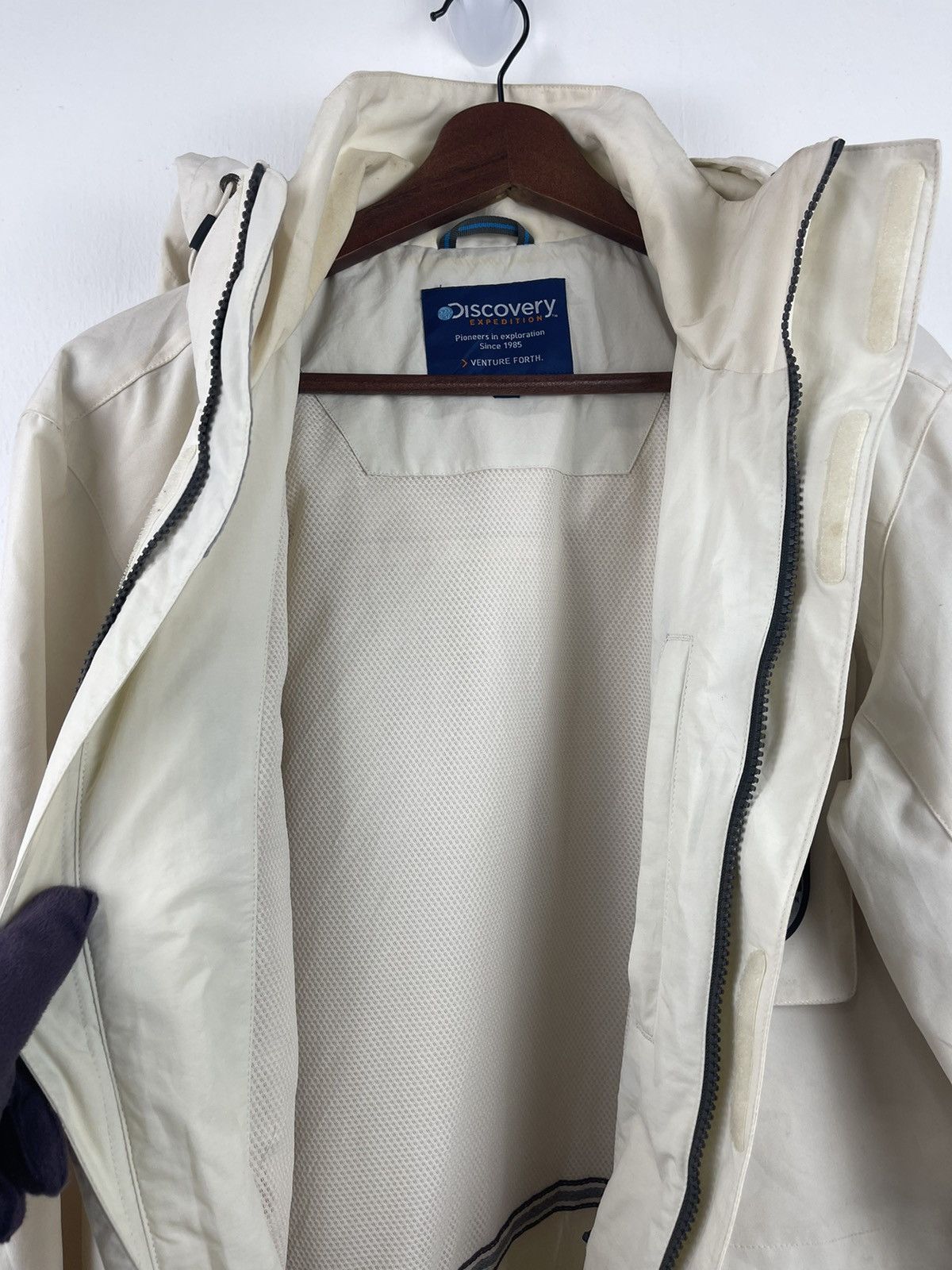 Other Rare Discovery Expedition korean edition Size US XL / EU 56 / 4 - 11 Thumbnail