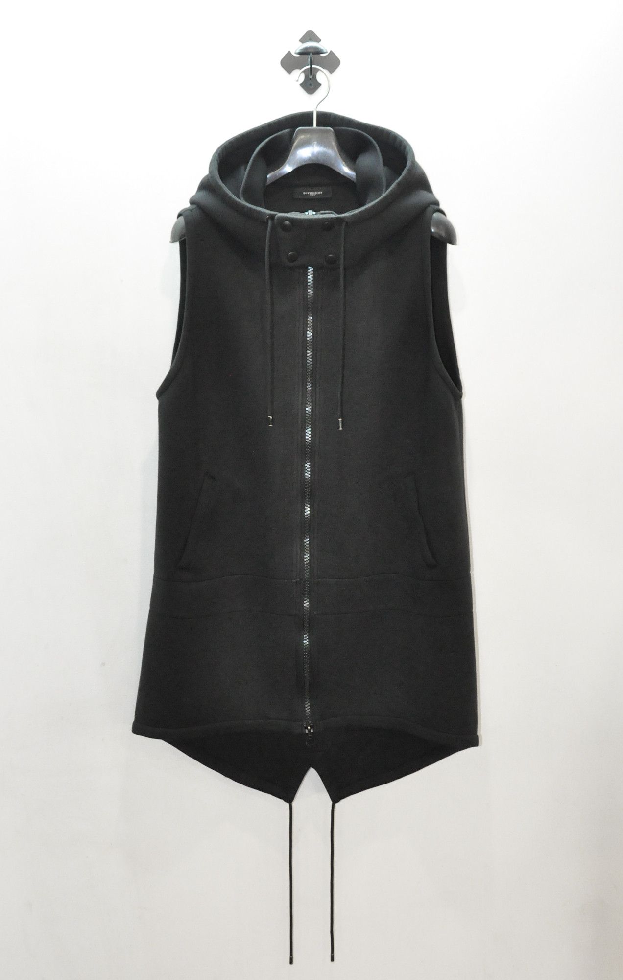Givenchy Givenchy hooded jersey gilet vest Size US M / EU 48-50 / 2 - 2 Thumbnail