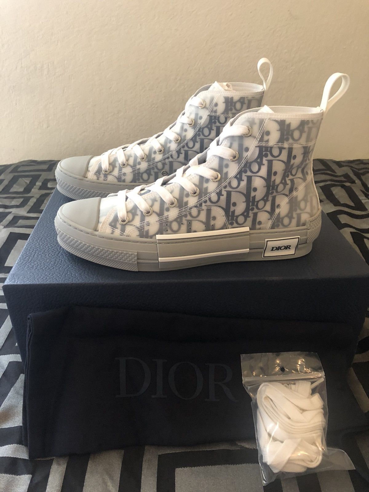 dior b23 grey sole