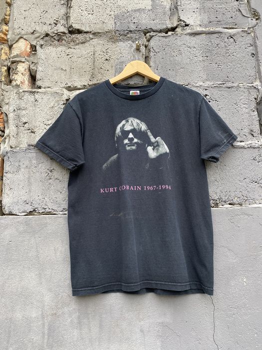 Vintage Vintage 90s Kurt Cobain Memorial Middle Finger Band Tee | Grailed