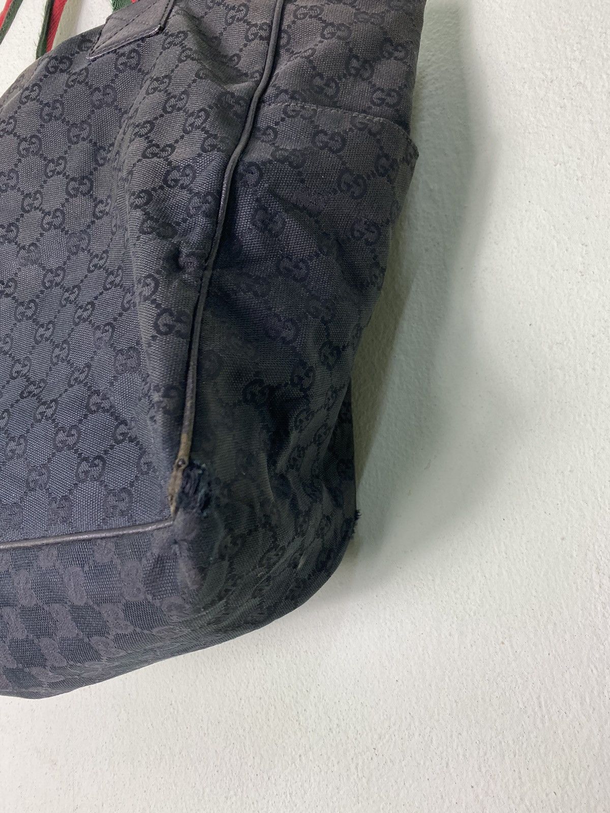 Gucci 🔥Last Drop🔥Gucci Monogram Pocket Bag Size ONE SIZE - 8 Thumbnail