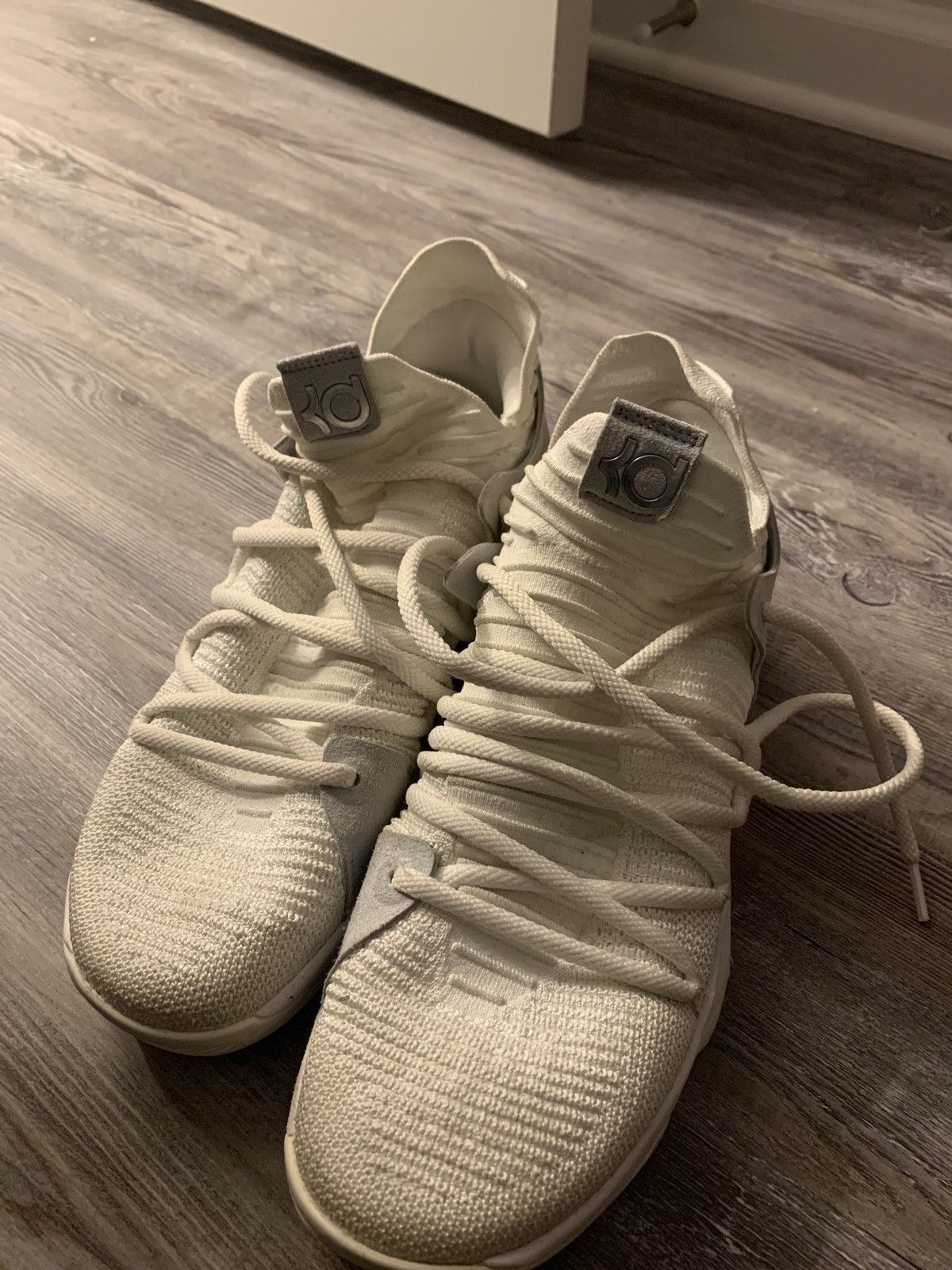 white kd 10