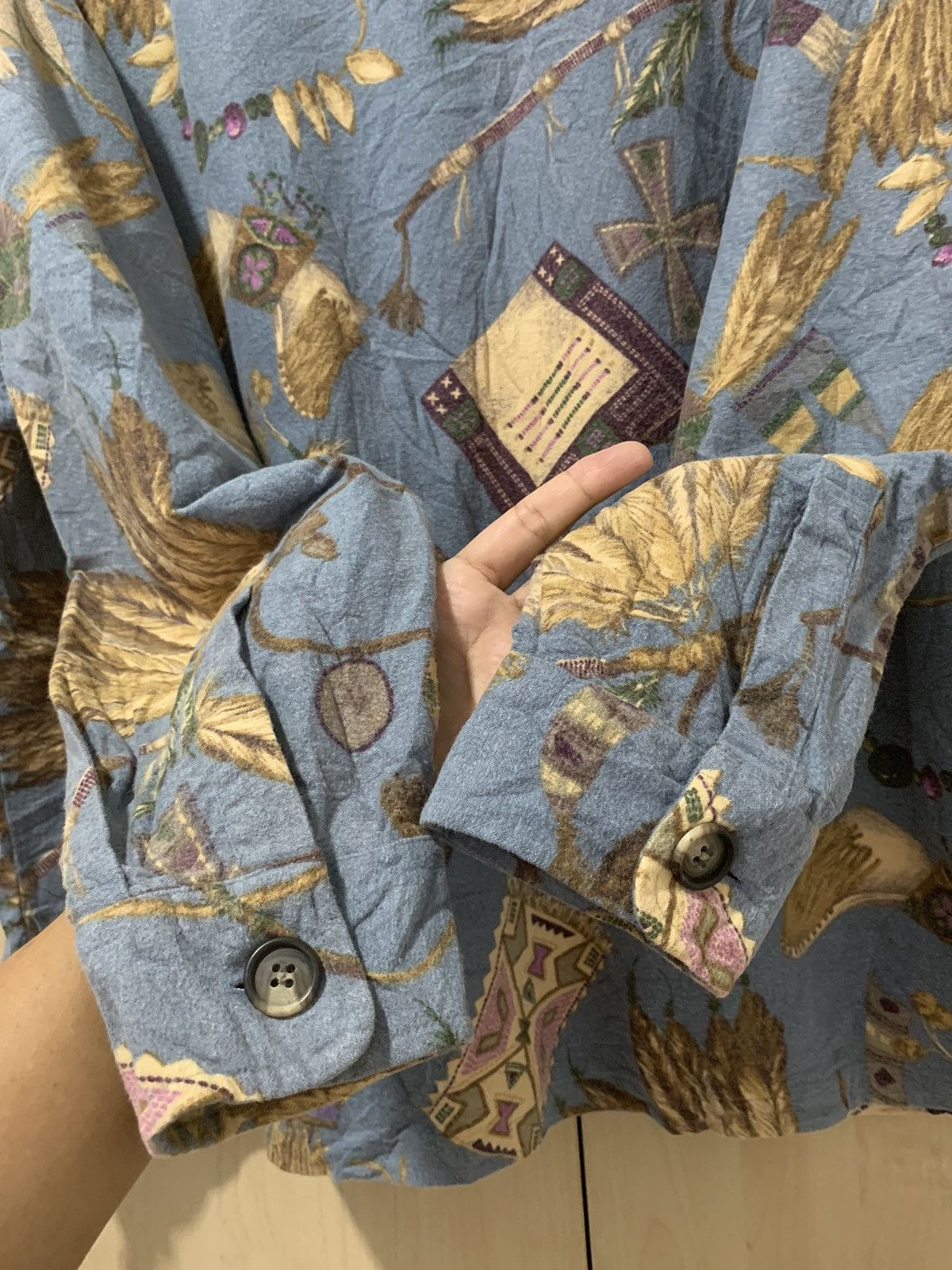 Vintage eastwoods flanel button up overprint archery bow