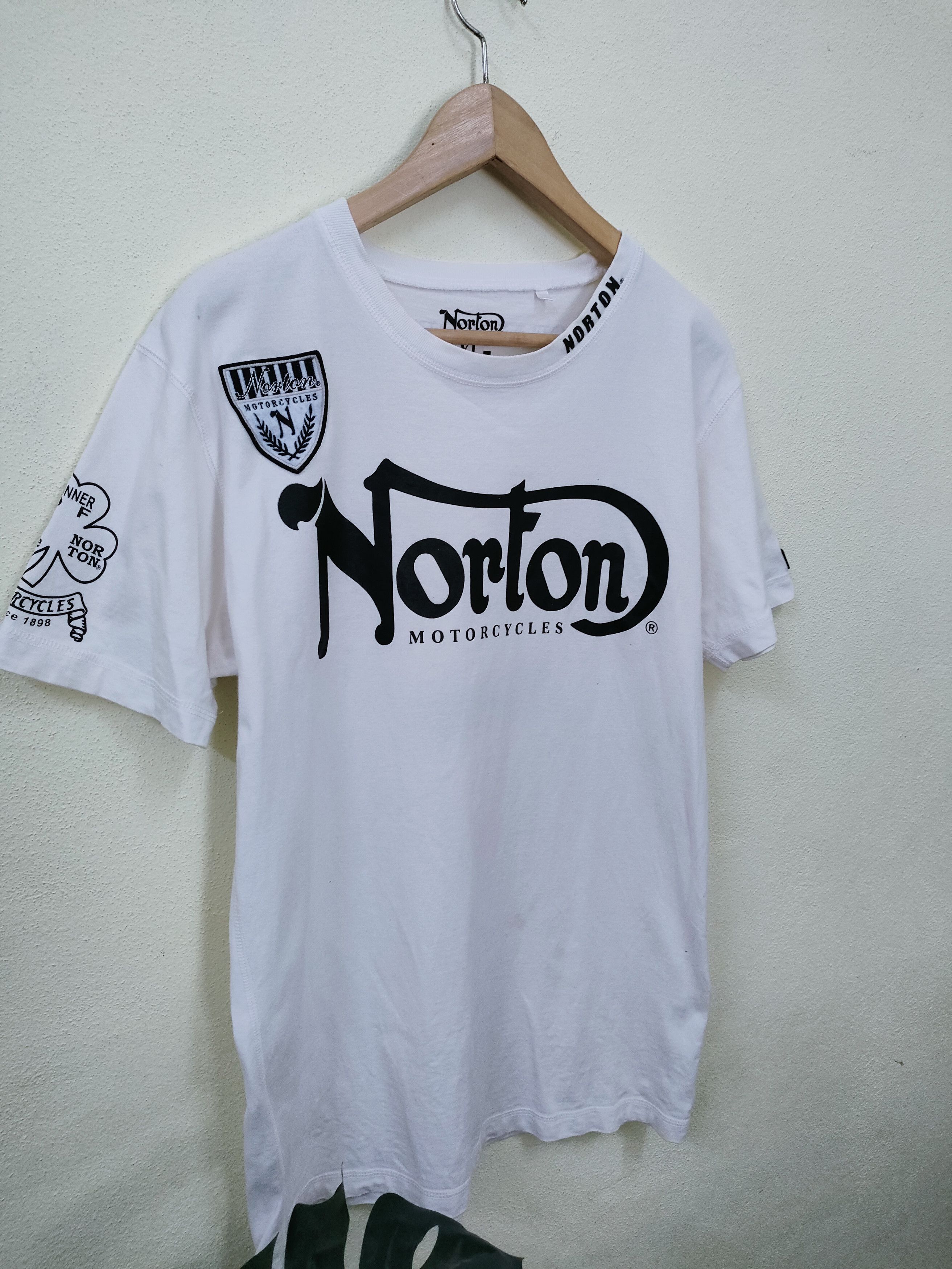 Indian Motorcycle × Norton Norton Motorcycle T-shirt Size US XL / EU 56 / 4 - 6 Thumbnail