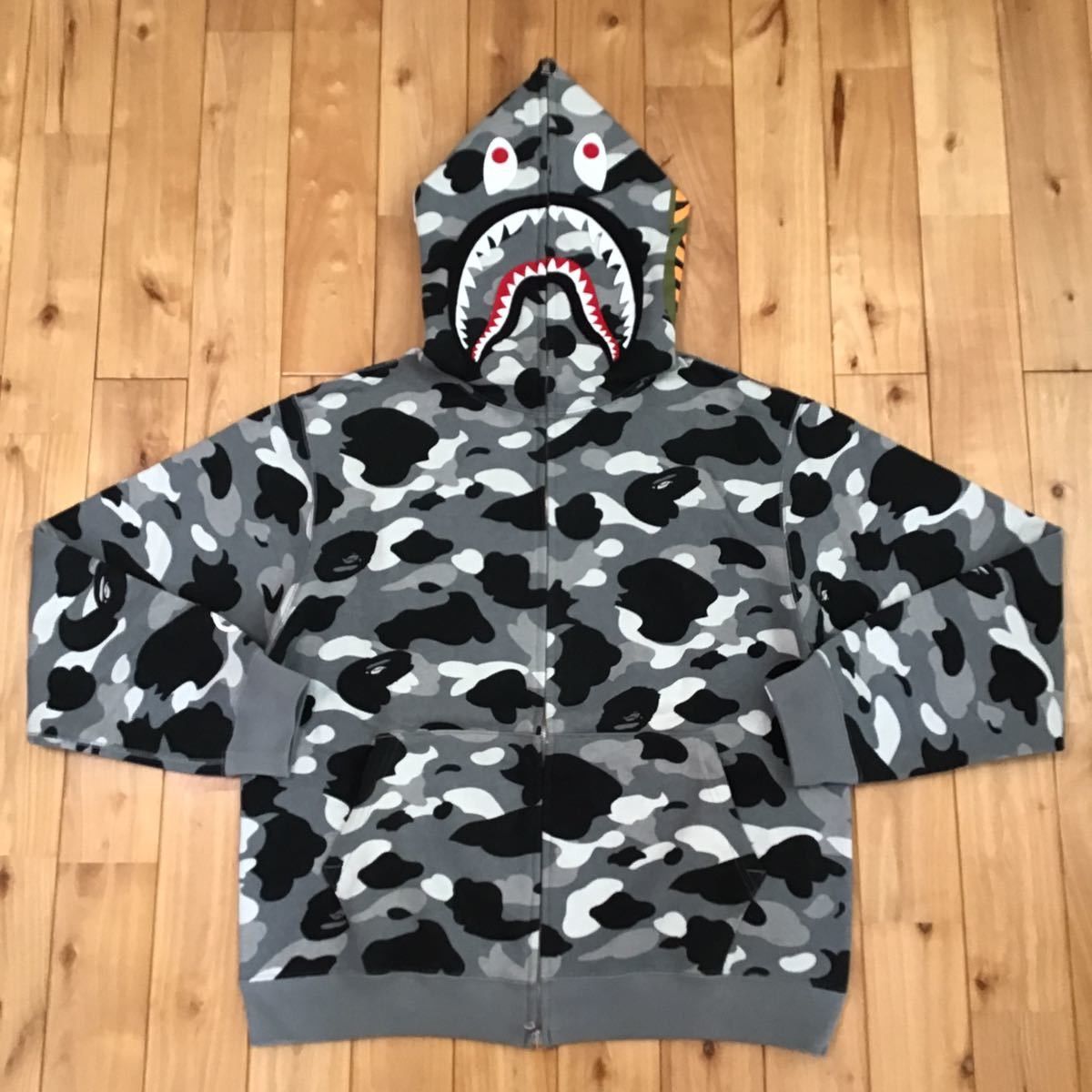 Bape 2006 🔥NFS limited🔥 Shark full zip hoodie gray camo | Grailed