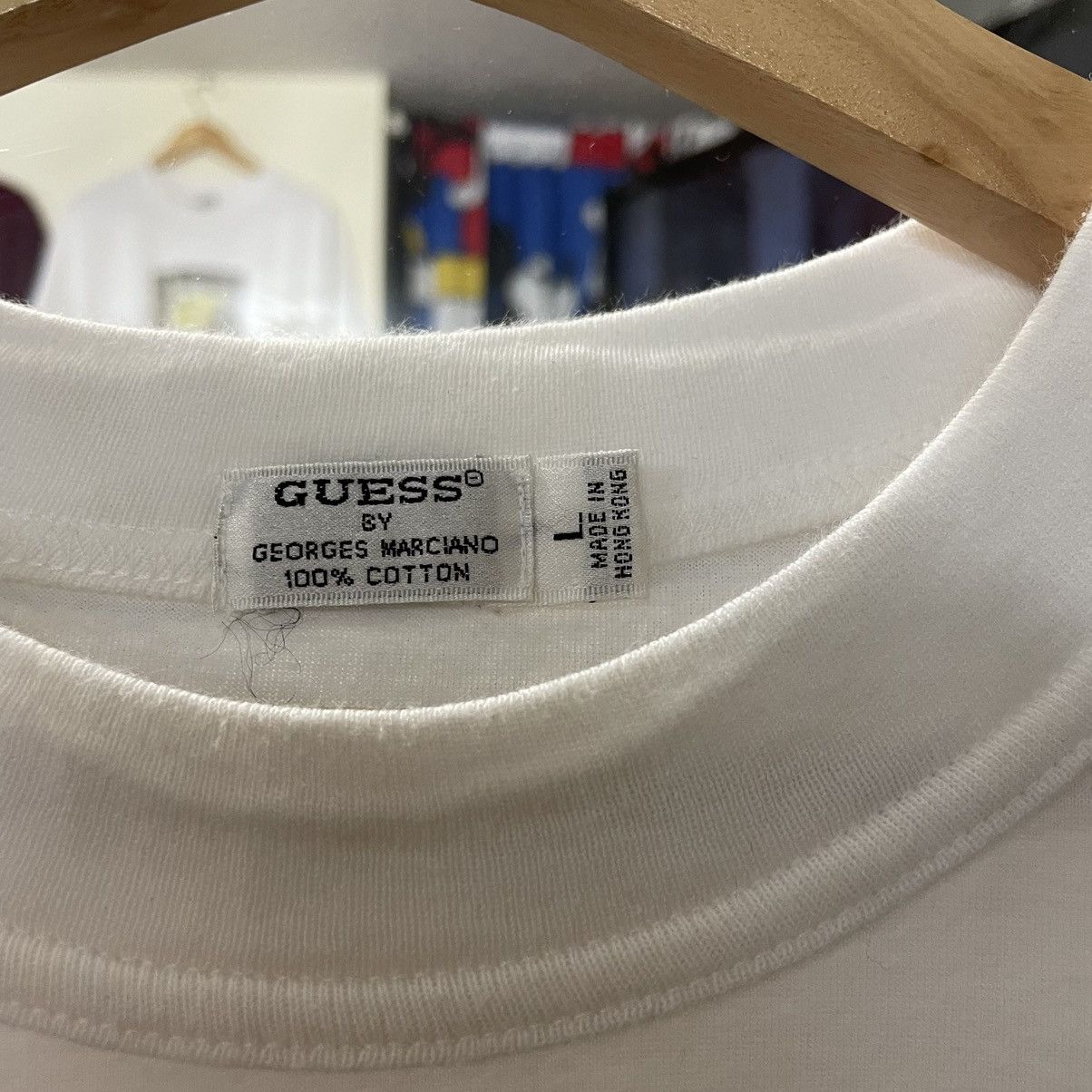 Guess × Vintage Vintage 80s Guess Jeans Farmers Market Wotherspoon Tee Shirt Size US L / EU 52-54 / 3 - 4 Thumbnail