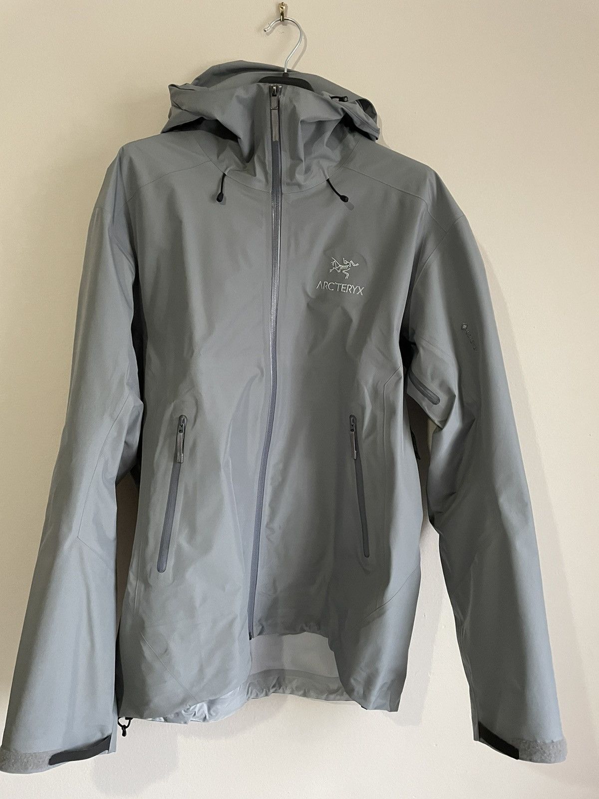 Arc'teryx Arc'teryx Beta LT (2021) - Binary | Grailed