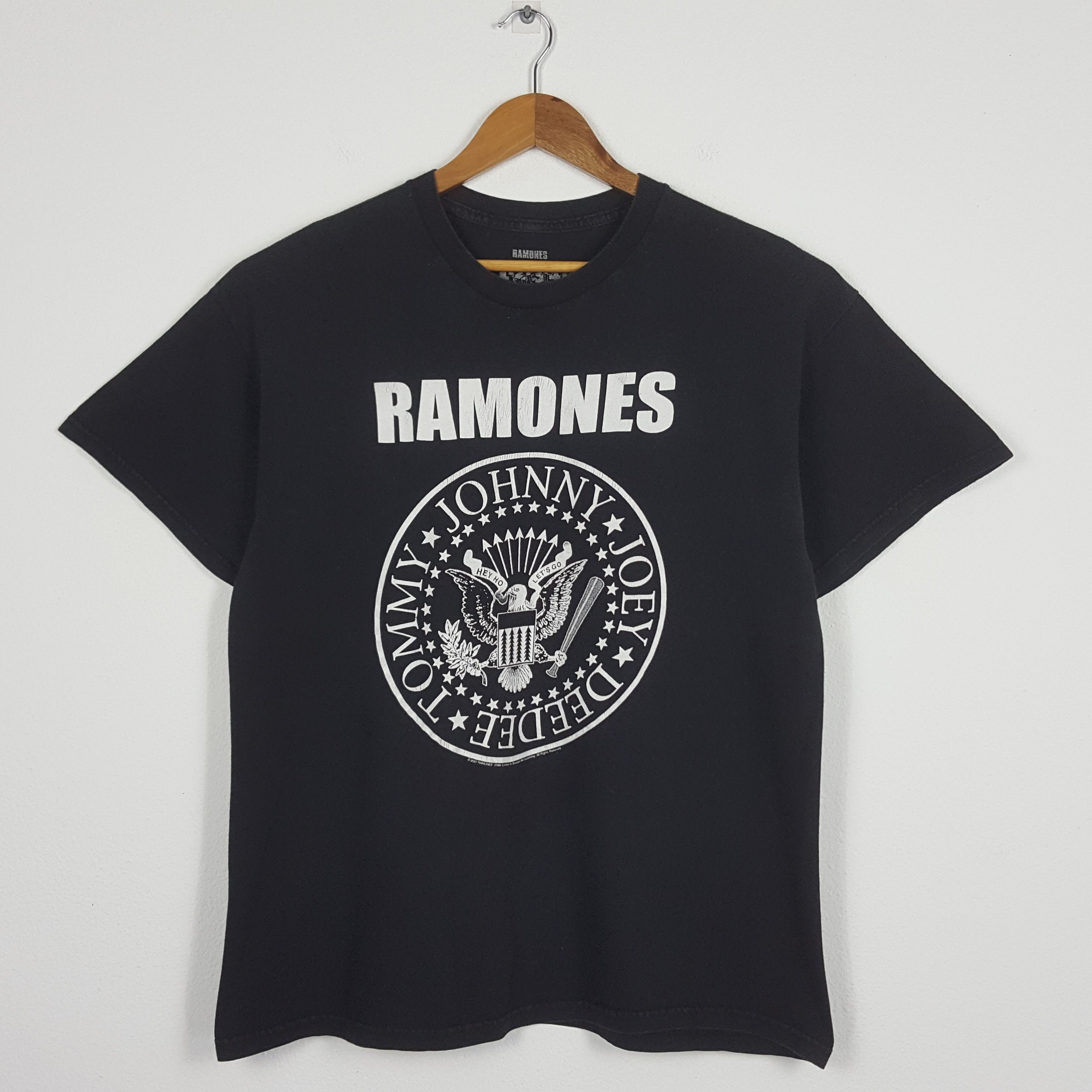 Vintage RAMONES Band Punk Rock Tour T-shirt cp1 - Short Sleeve T 