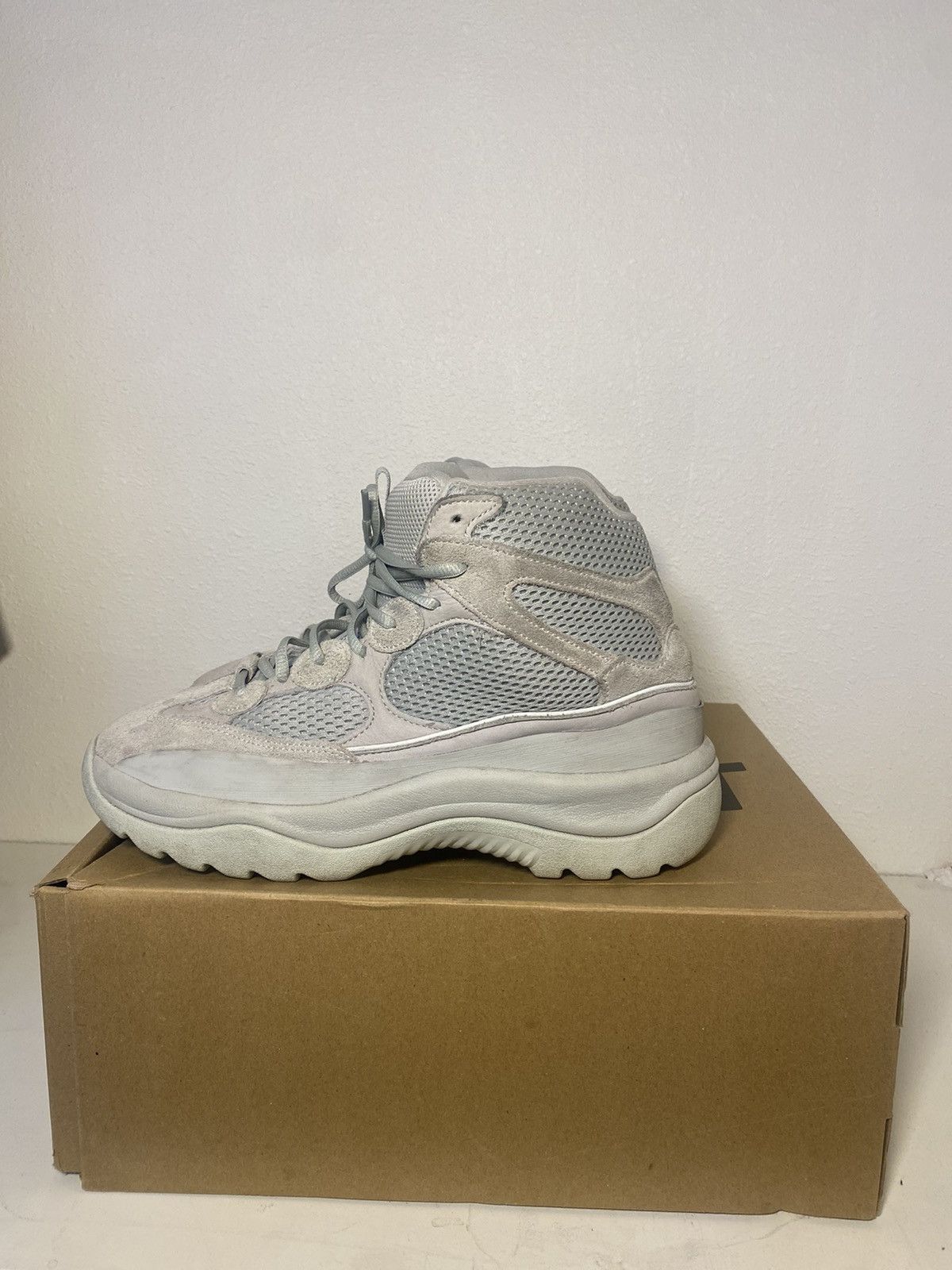 yeezy boots dsrt