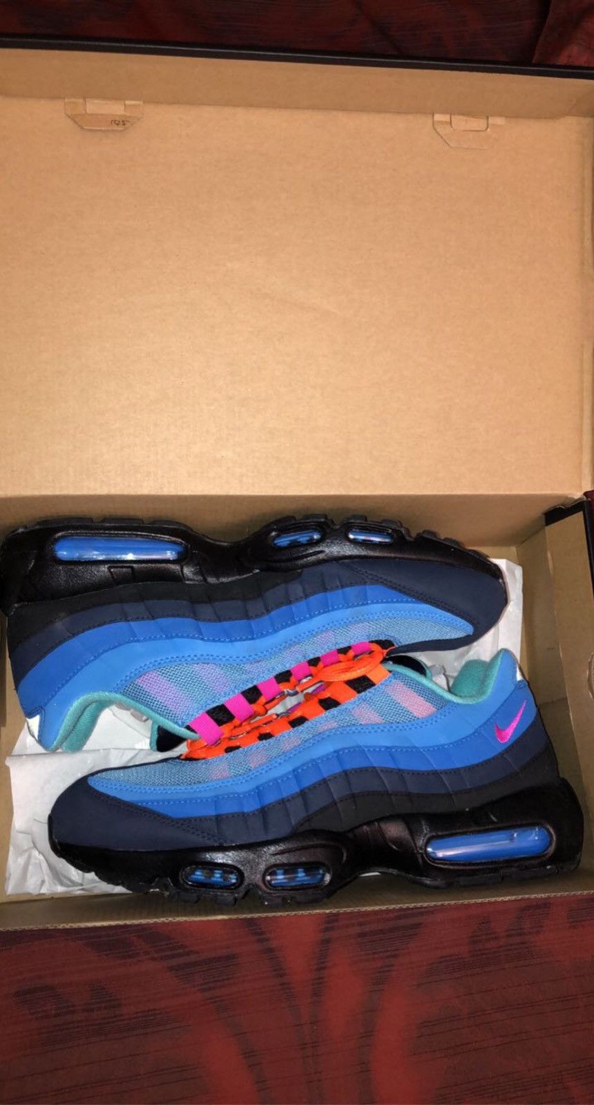 nike air max 95 coral studios