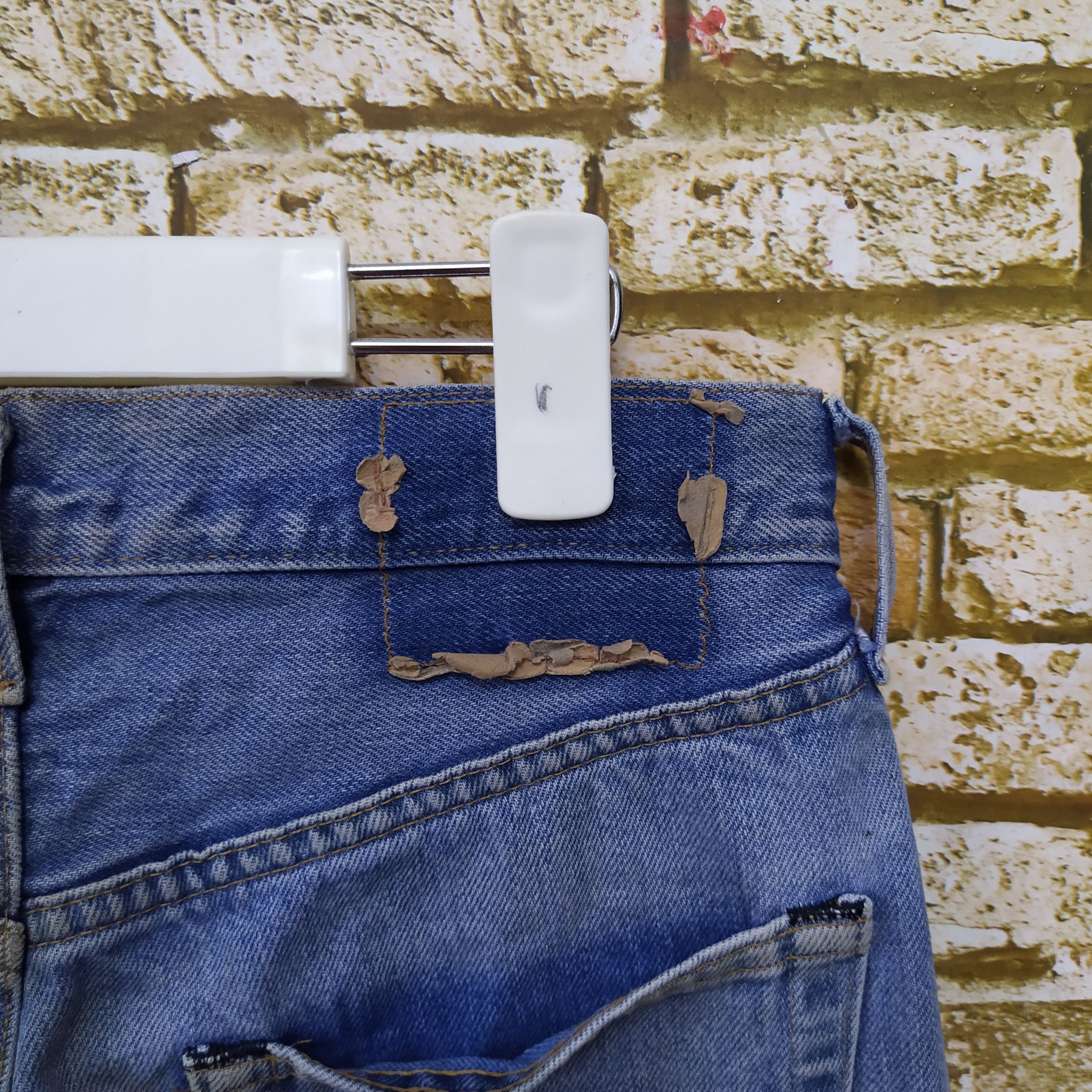 Levi's 80s LEVIS 501 SELVEDGE DENIM USA MADE 524 COBAIN (D236) Size US 28 / EU 44 - 8 Thumbnail