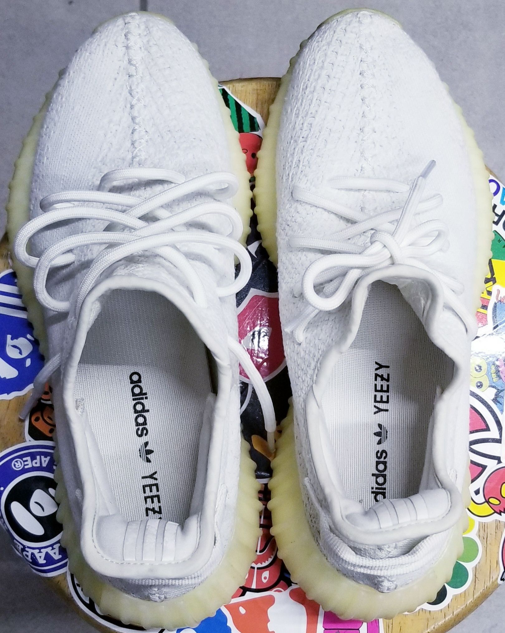 Adidas × Kanye West Adidas Yeezy Boost 350 V2 Cream Triple White Size US 9.5 / EU 42-43 - 5 Thumbnail