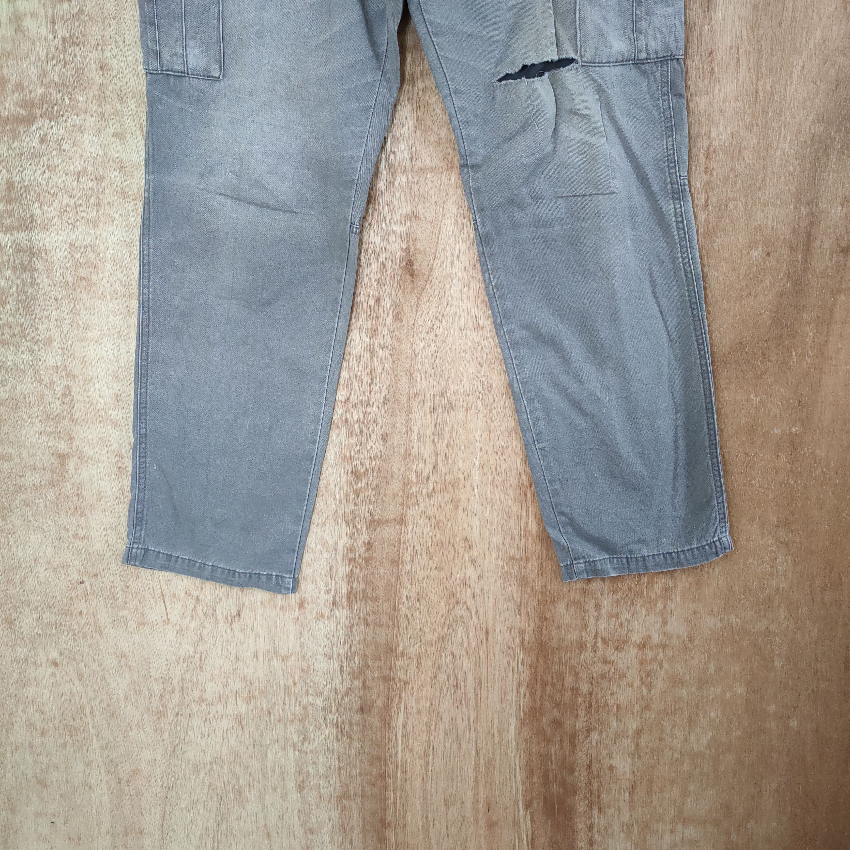 Japanese Brand EVENRIVER VINTAGE DISTRESSED KNEE CARGO PANTS Size US 31 - 3 Thumbnail