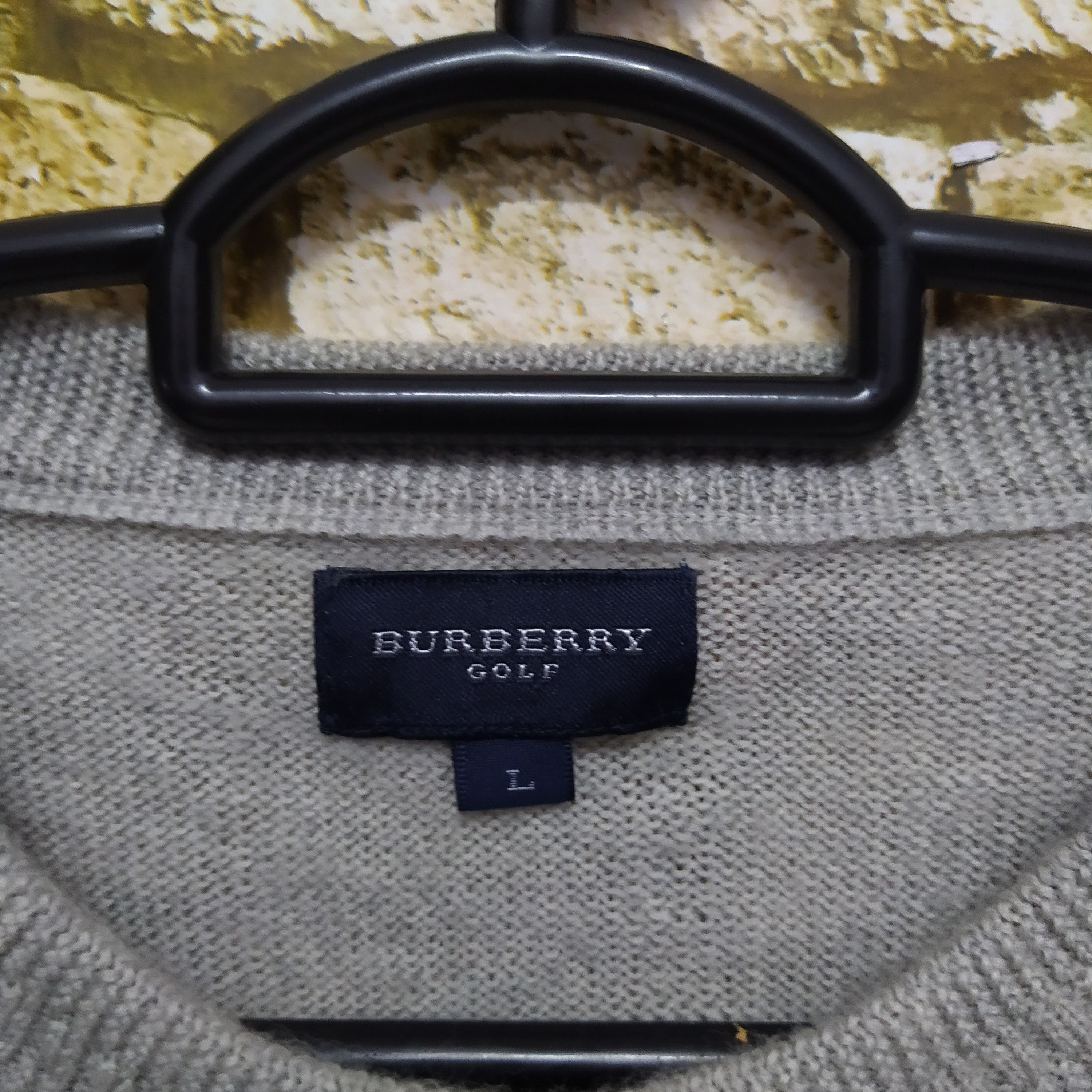 Burberry BURBERRY BIG LOGO KNITWEAR (D241) Size US L / EU 52-54 / 3 - 3 Thumbnail
