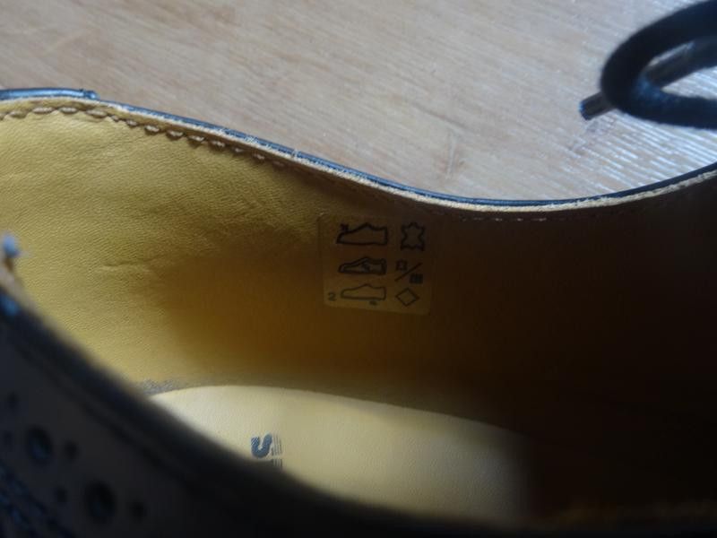 Dr. Martens Dr. Martens aw 501 Size US 10 / EU 43 - 3 Thumbnail