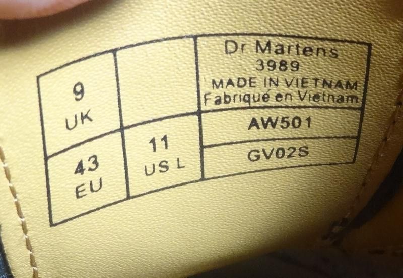 Dr. Martens Dr. Martens aw 501 Size US 10 / EU 43 - 5 Thumbnail
