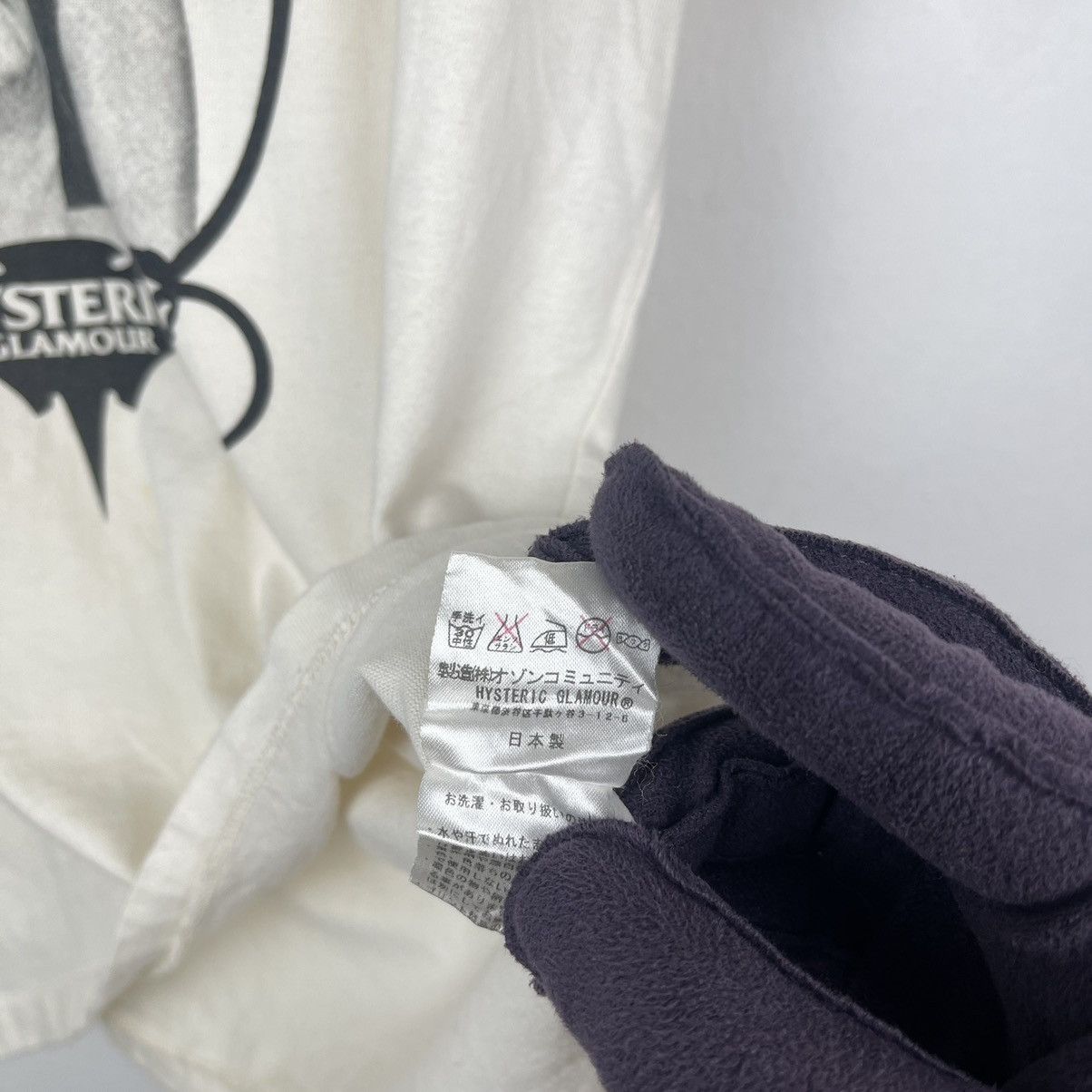 Hysteric Glamour Vintage Hysteric glamour white tshirt made in japan Size US S / EU 44-46 / 1 - 10 Thumbnail