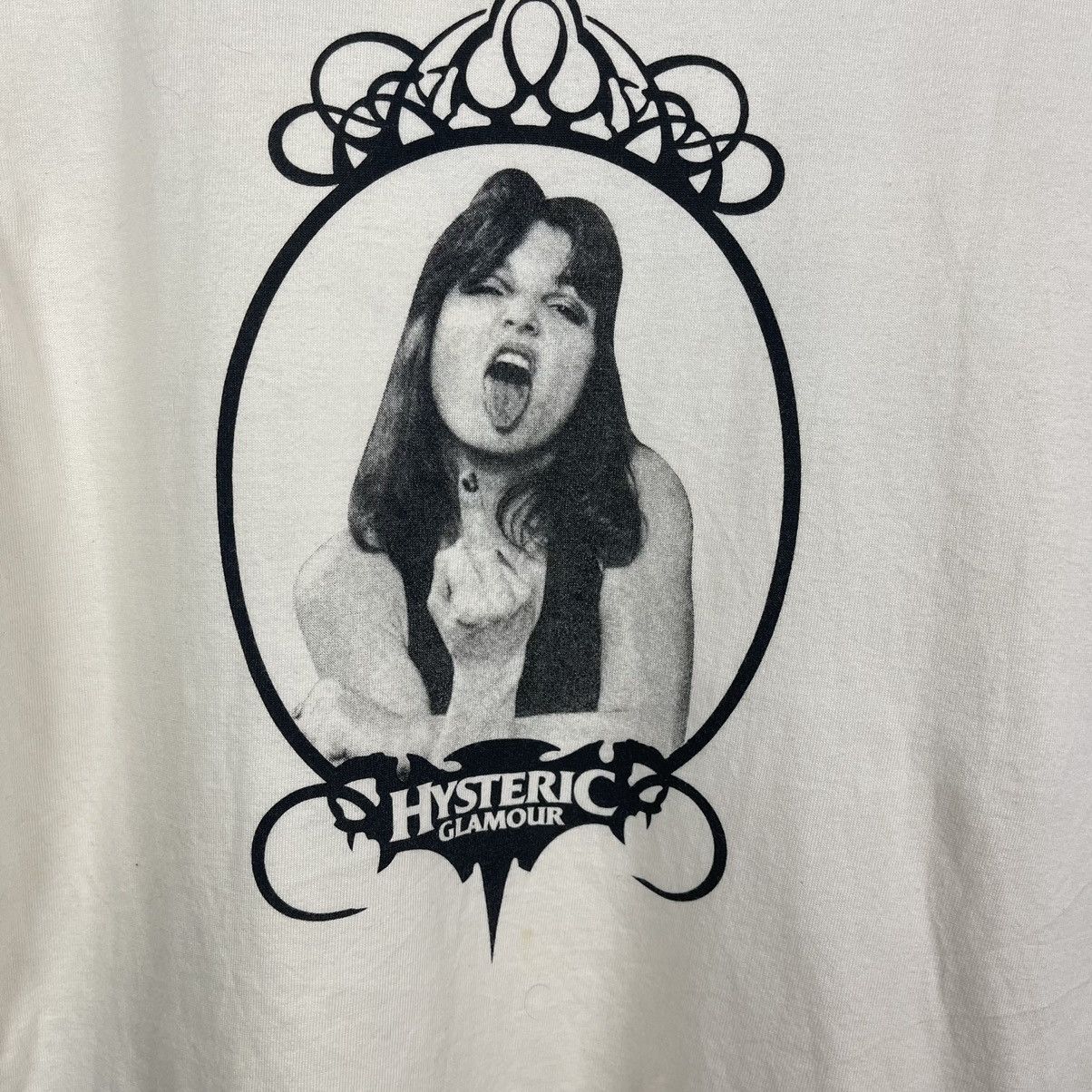 Hysteric Glamour Vintage Hysteric glamour white tshirt made in japan Size US S / EU 44-46 / 1 - 2 Thumbnail
