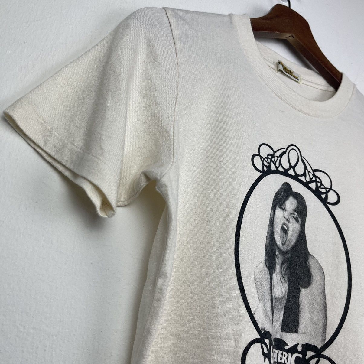 Hysteric Glamour Vintage Hysteric glamour white tshirt made in japan Size US S / EU 44-46 / 1 - 3 Thumbnail