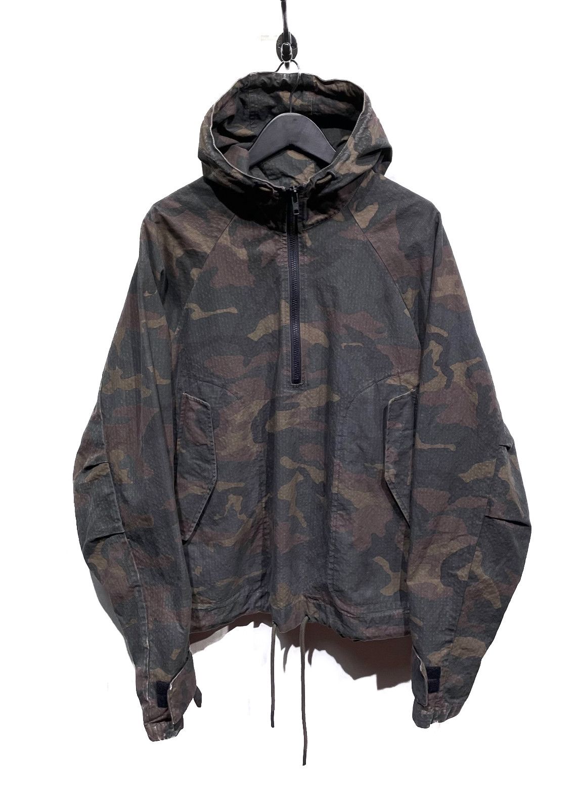 yeezy gosha rubchinskiy ナイロンレインコート yeezy x gosha rubchinskiy]レインコート イージー Gosha Rubchinskiy