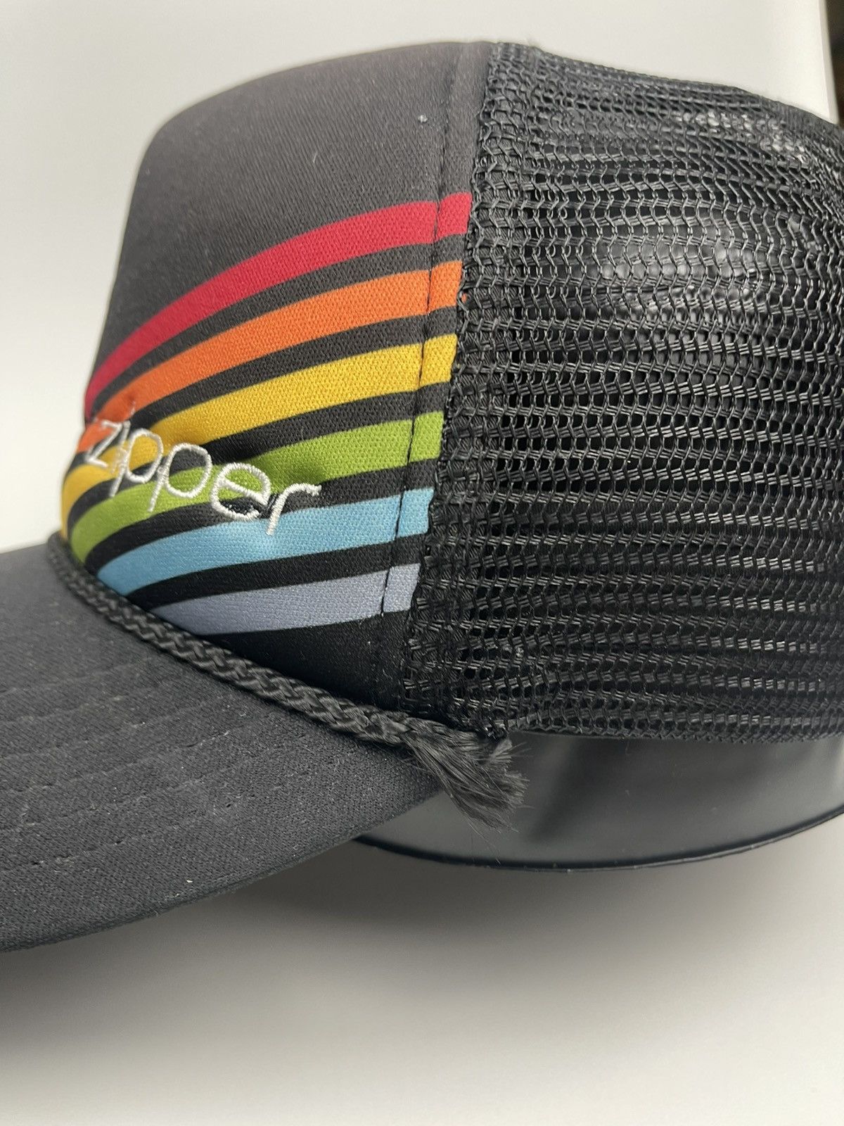 VonZipper Von Zipper rainbow Trucker Hat Size ONE SIZE - 6 Thumbnail