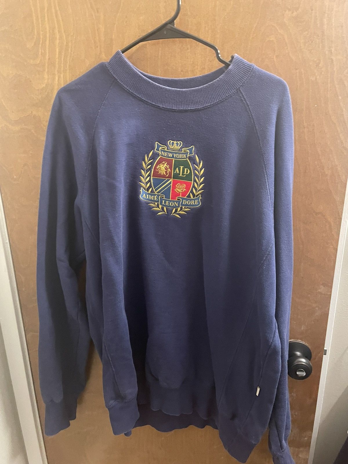 Aime leon dore crest crewneck online