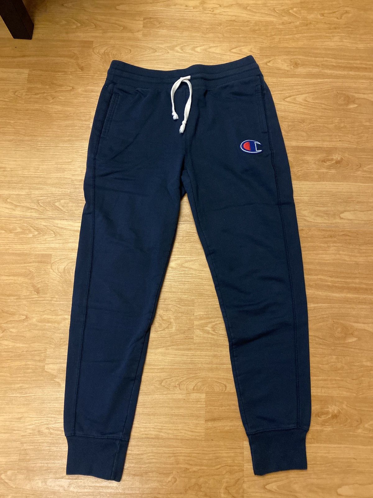 Champion Champion Size Medium Navy Blue Joggers Size US 31 - 1 Thumbnail