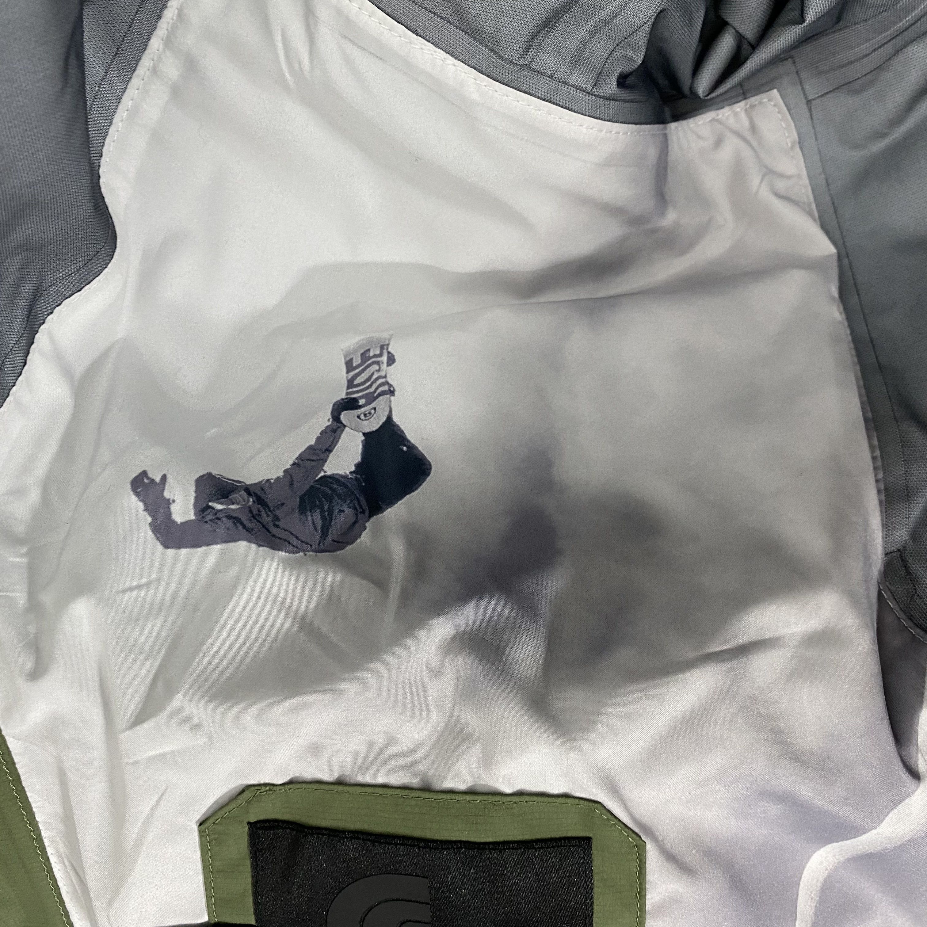 The North Face Urban Exploration 2019FW GTX Rain Jacket Rage Size US M / EU 48-50 / 2 - 13 Thumbnail