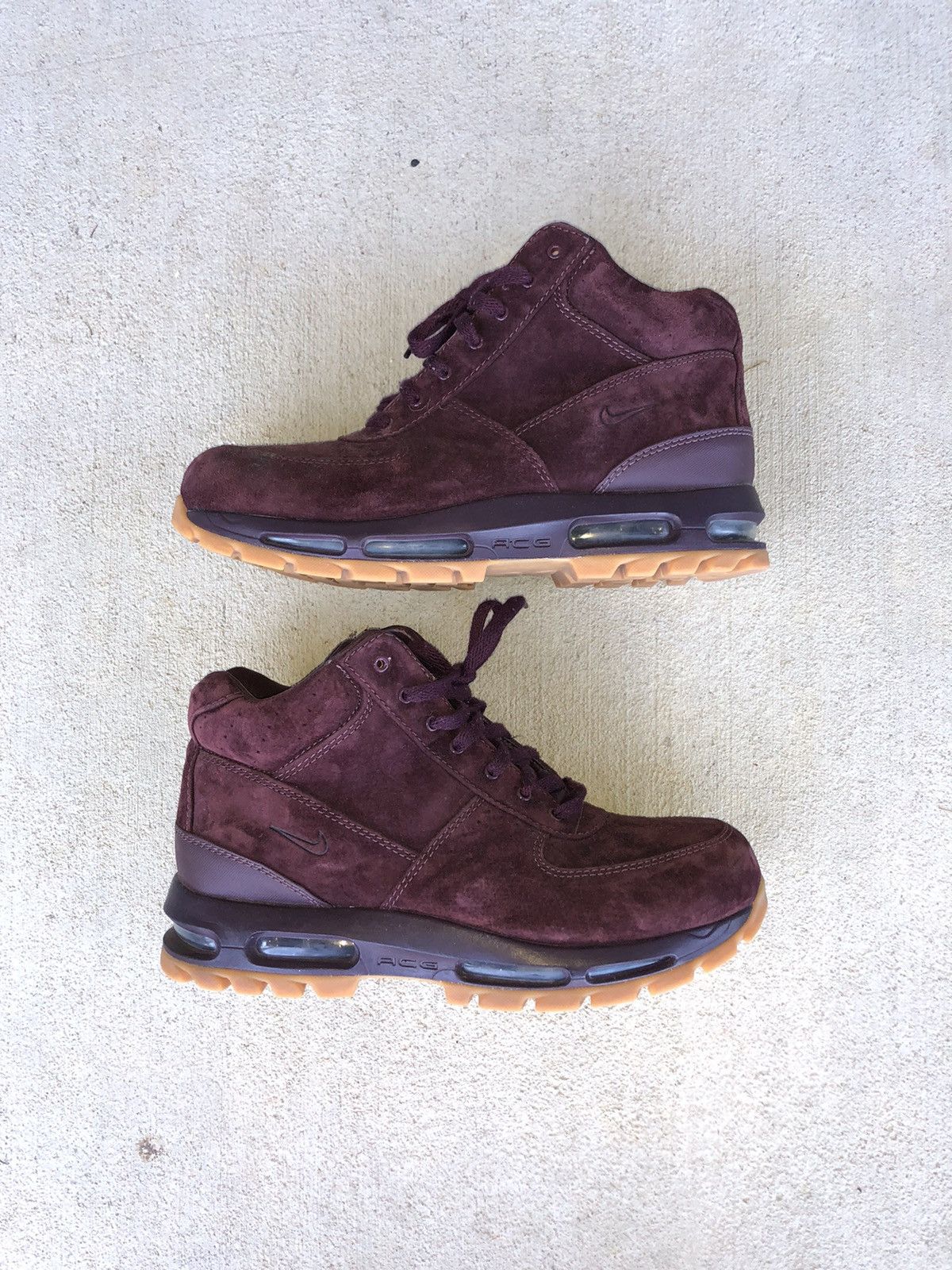 Burgundy hot sale acg boots