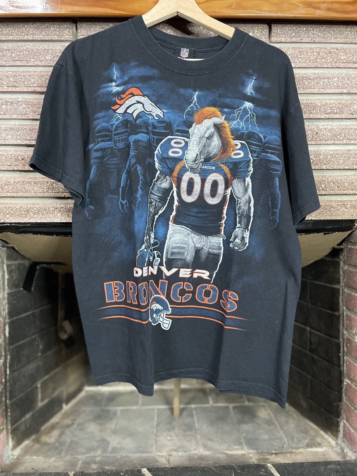 NFL × Vintage Vintage Y2K Denver Broncos American Thunder Style Tee Fits L Size US L / EU 52-54 / 3 - 1 Thumbnail