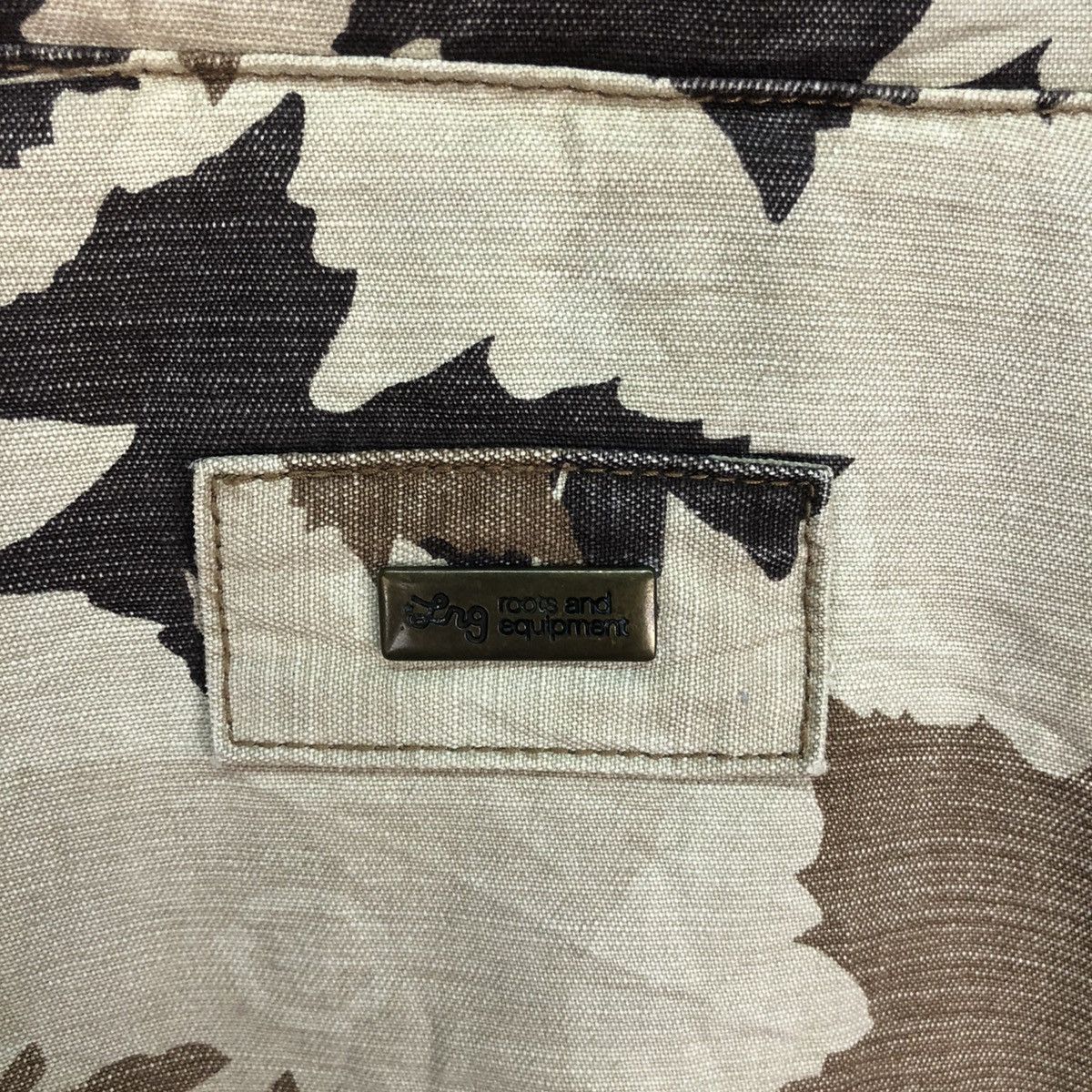 Vintage Vintage Roots and Equipment Camouflage Jacket Size US XXL / EU 58 / 5 - 11 Thumbnail