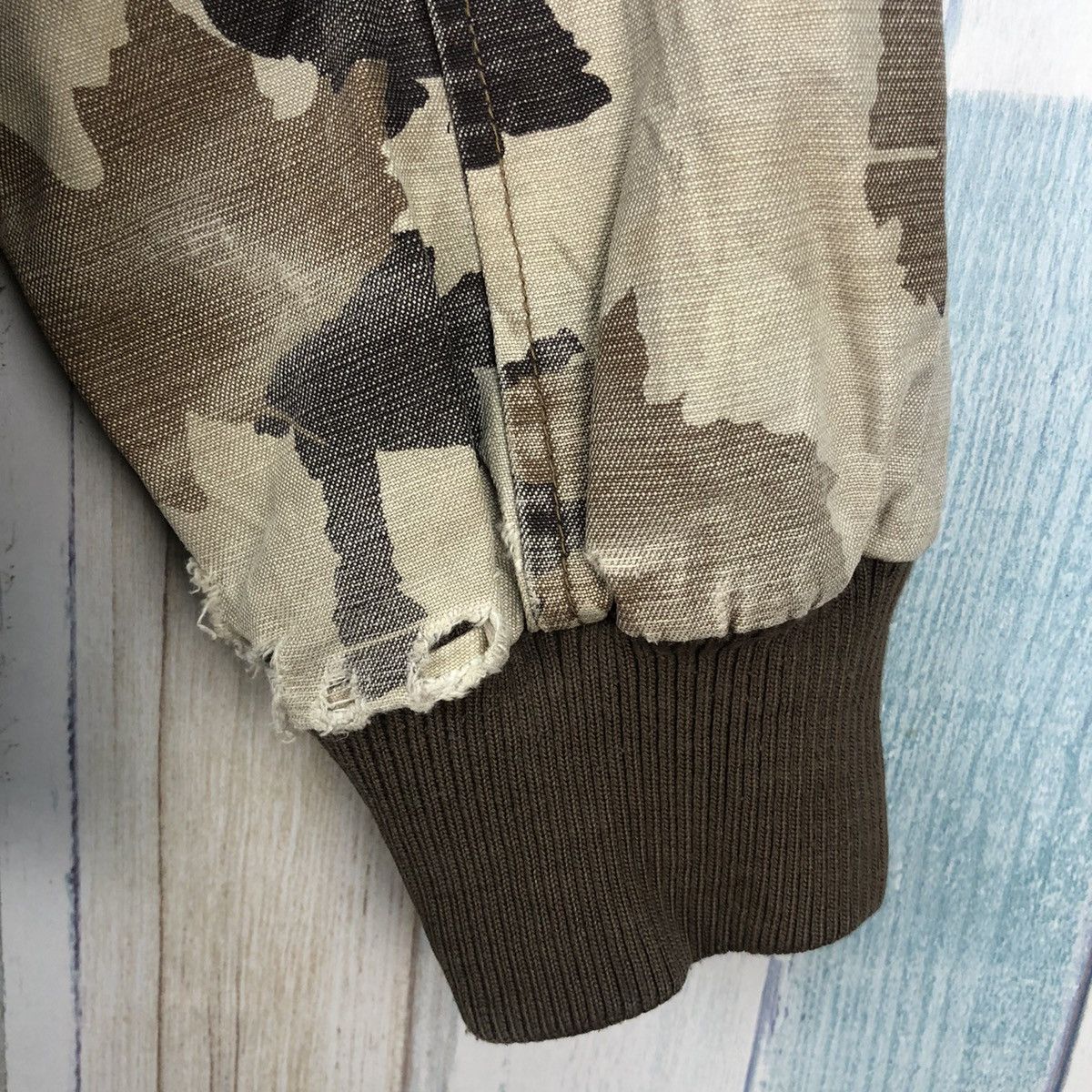 Vintage Vintage Roots and Equipment Camouflage Jacket Size US XXL / EU 58 / 5 - 9 Thumbnail
