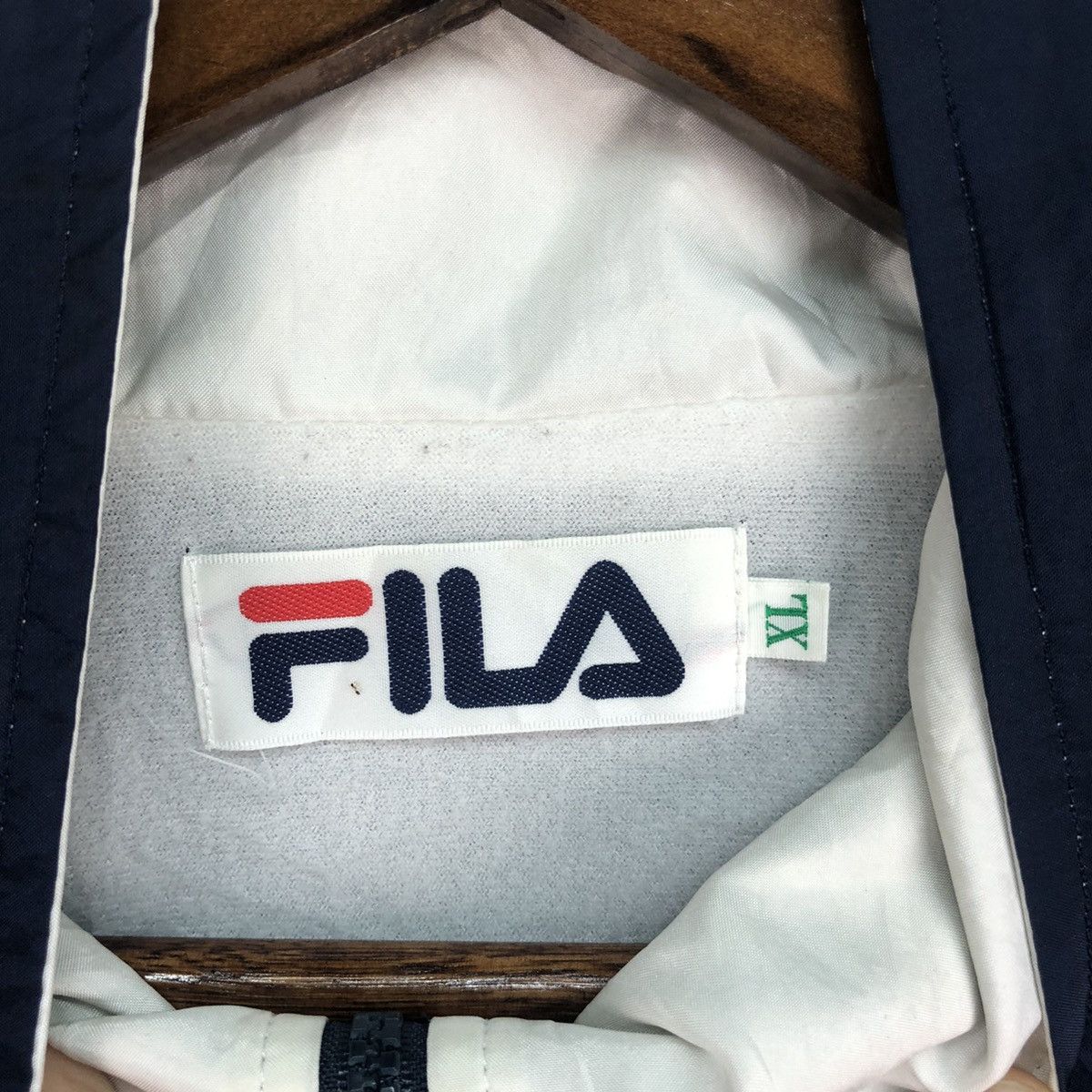 Fila × Vintage Vintage Fila Biela Italia Embroidery Logo Windbreaker Size US XL / EU 56 / 4 - 7 Thumbnail