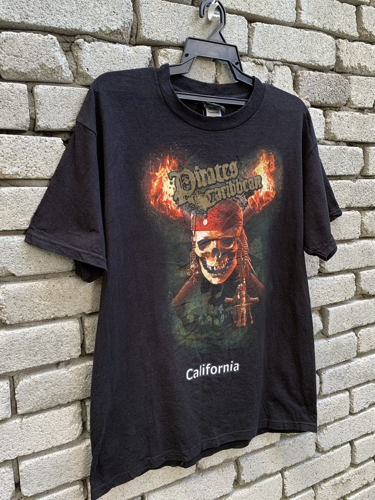 Disney Pirates Of The Caribbean Dead Man’s Chest California T Shirt Size US M / EU 48-50 / 2 - 3 Thumbnail