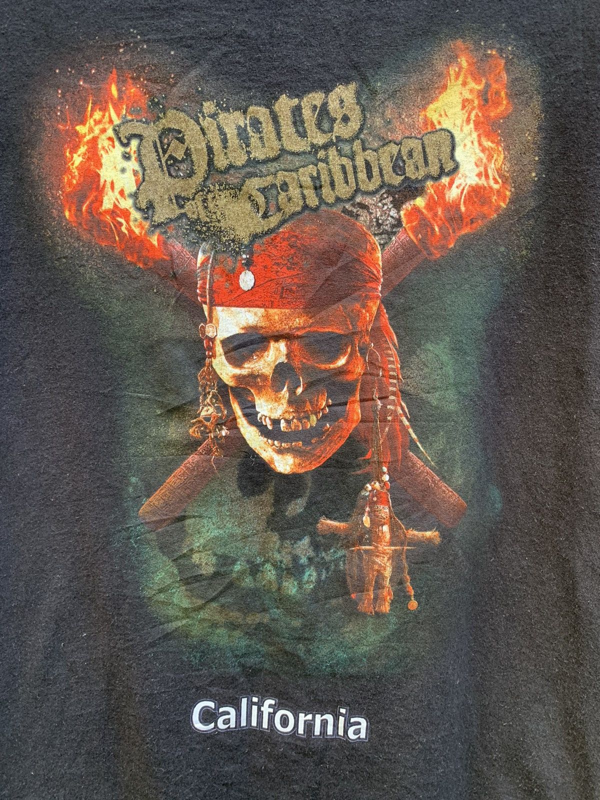 Disney Pirates Of The Caribbean Dead Man’s Chest California T Shirt Size US M / EU 48-50 / 2 - 8 Thumbnail