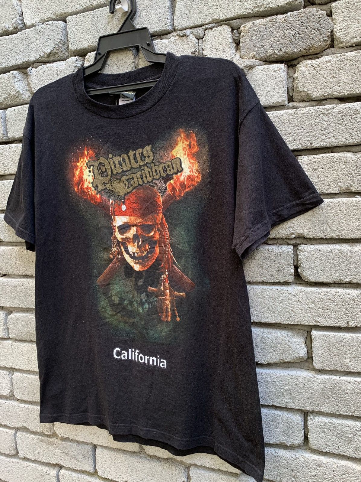 Disney Pirates Of The Caribbean Dead Man’s Chest California T Shirt Size US M / EU 48-50 / 2 - 4 Thumbnail