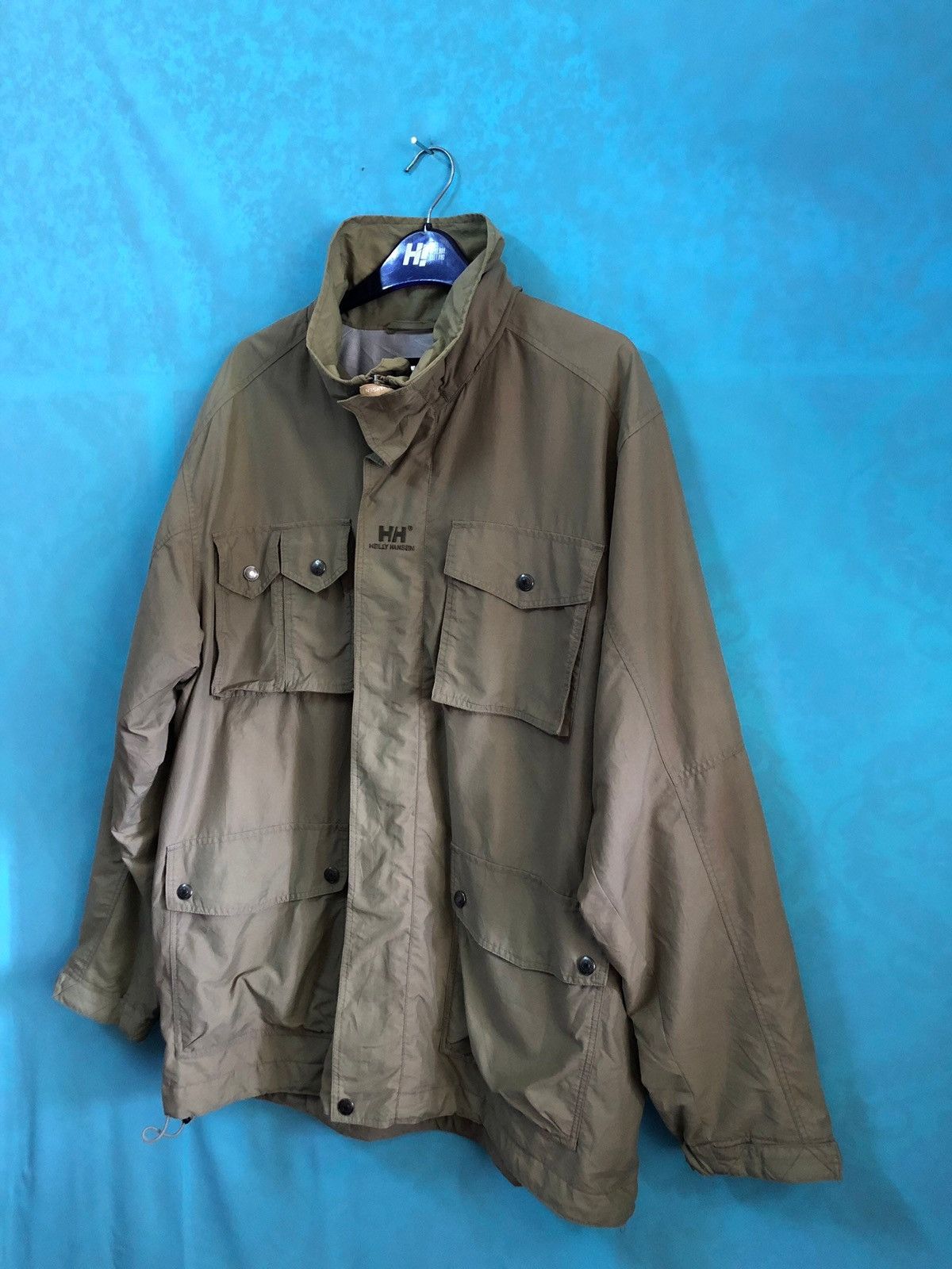 Helly Hansen multi pocket windbreaker #762 Size US M / EU 48-50 / 2 - 3 Thumbnail