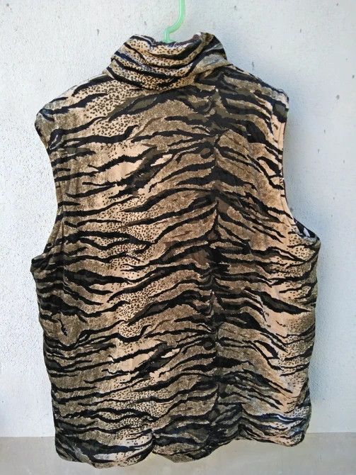 Japanese Brand 💥MEGA Rare Tiger Stripes FULL PRINTED Faux Fur VEST Size US M / EU 48-50 / 2 - 2 Thumbnail