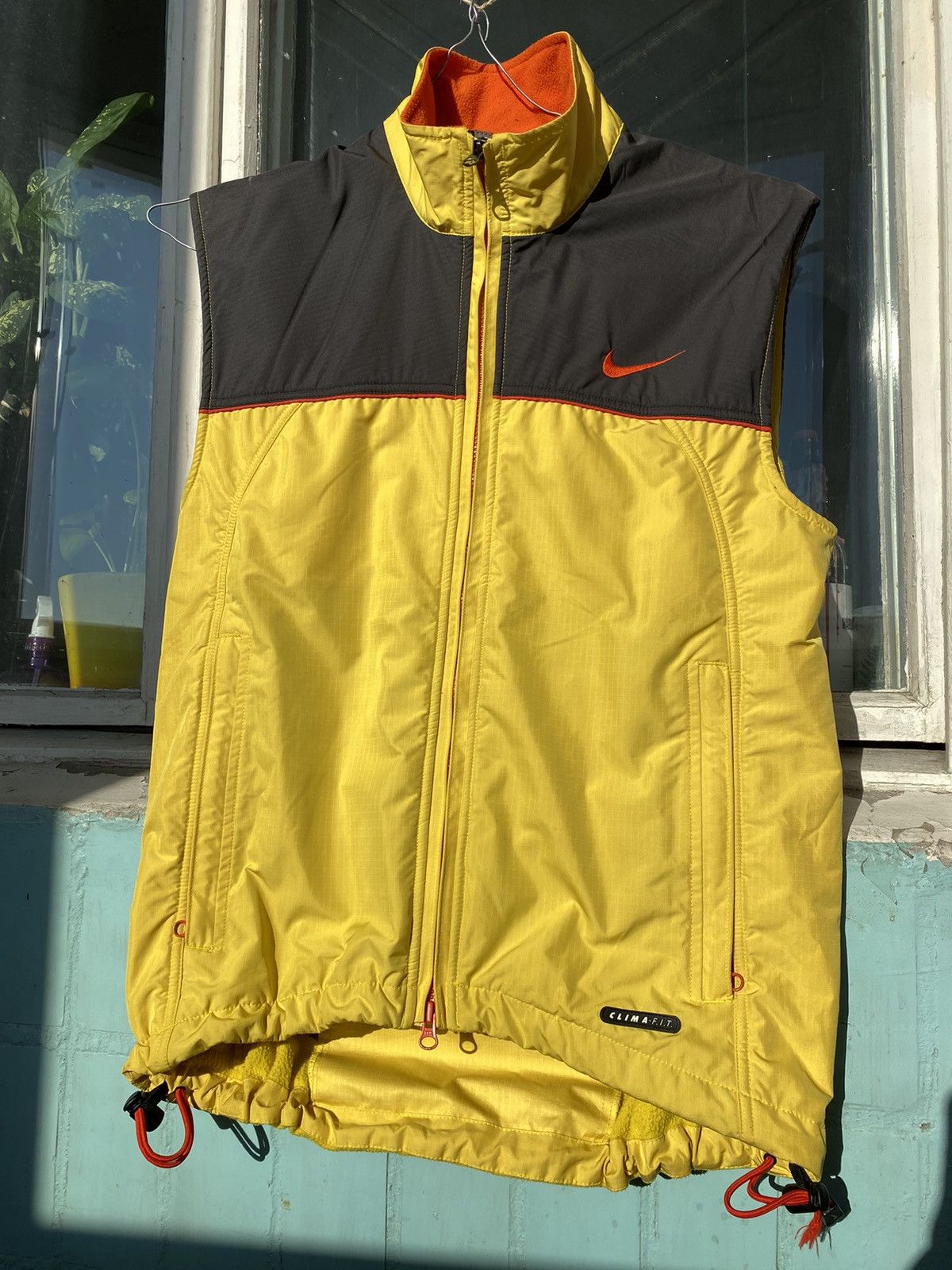 Nike ACG × Vintage Vintage Nike ACG vest *rare* Size US M / EU 48-50 / 2 - 1 Thumbnail