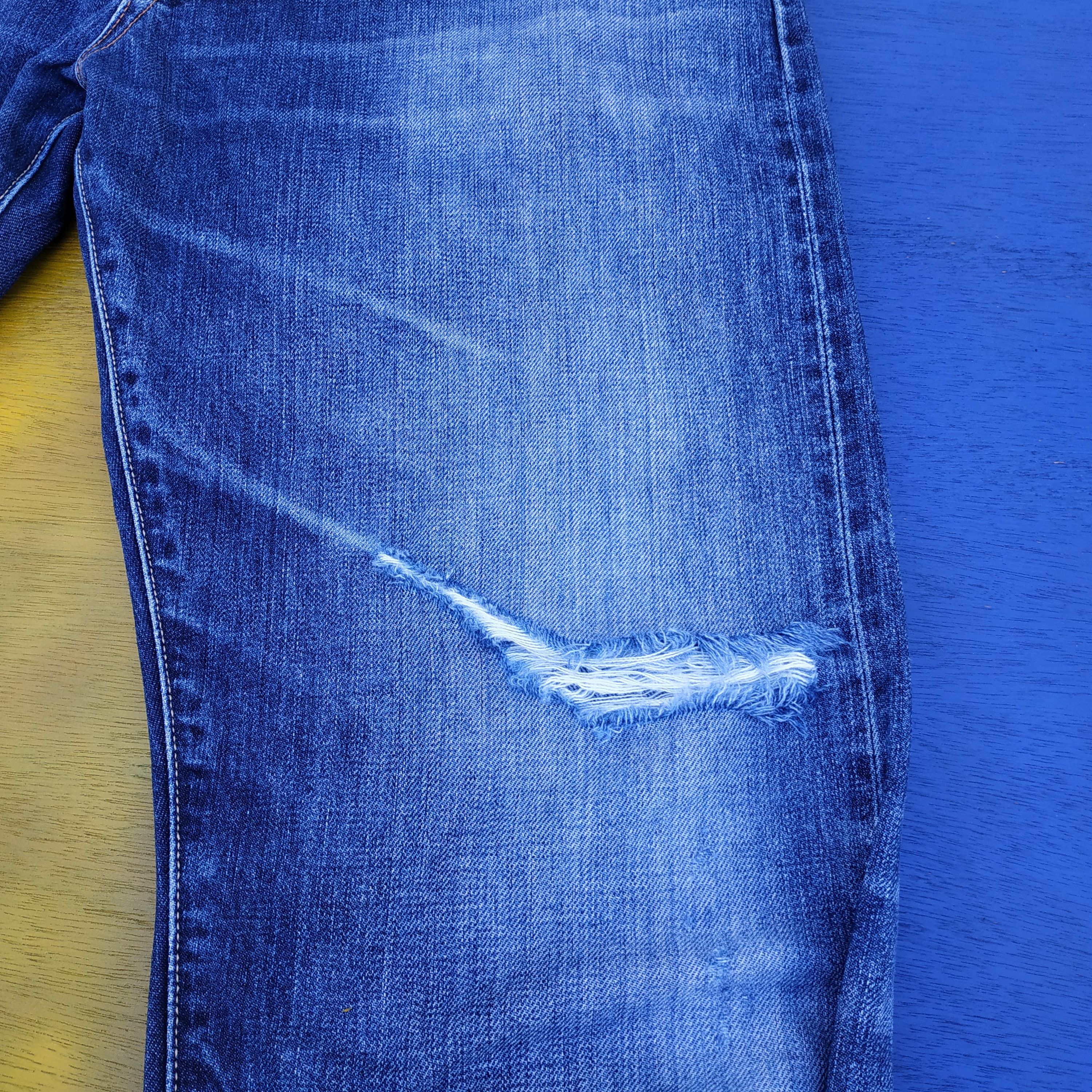 Uniqlo Denim Uniqlo distressed selvedges Size US 34 / EU 50 - 3 Thumbnail