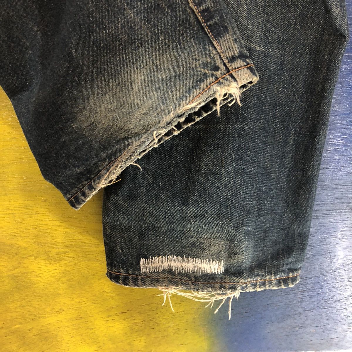 Edwin × Japanese Brand × Vintage VINTAGE DENIM SELVEDGE EDWIN 505x DISTRESSED Size US 30 / EU 46 - 12 Thumbnail
