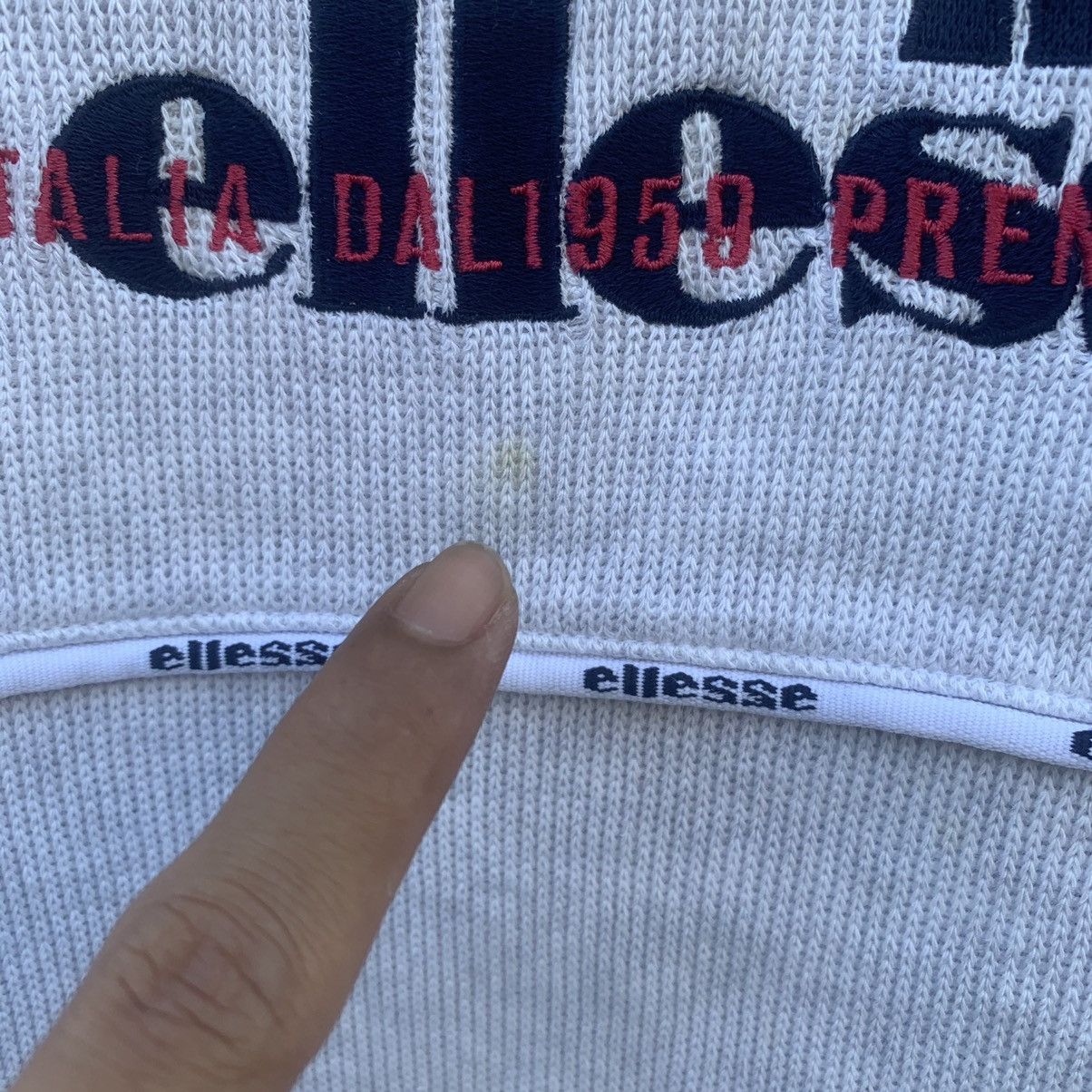 Ellesse × Vintage 1990s Ellesse Distressed Crewneck Spell Out Pullover Size US L / EU 52-54 / 3 - 5 Thumbnail