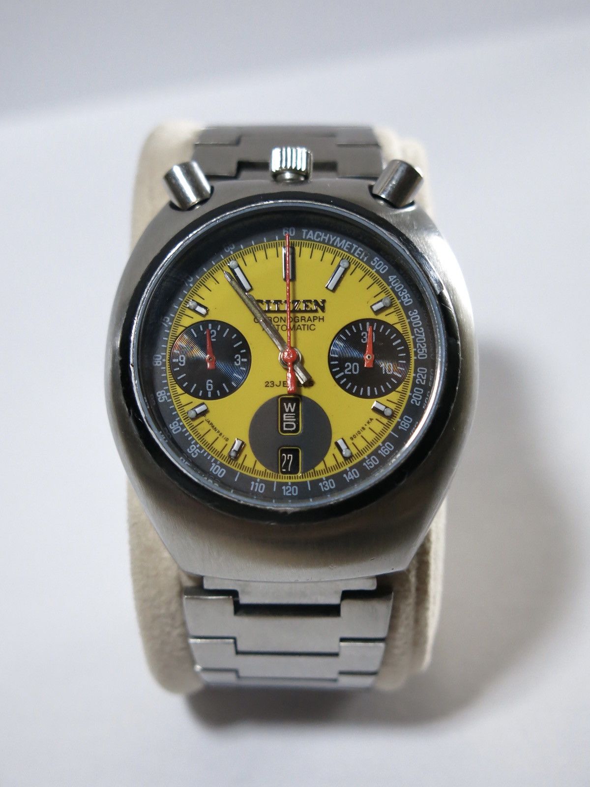 Vintage Citizen Bullhead Chronograph Yellow Dial
