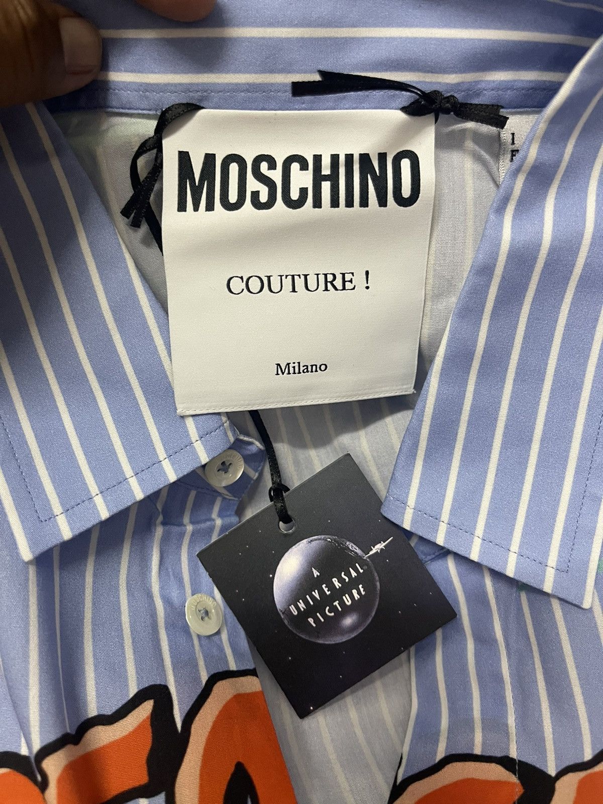 Moschino × Universal Studios AUTHENTIC 🔥 NWT Moschino Monster Black Lagoon Shirt Size US L / EU 52-54 / 3 - 3 Thumbnail