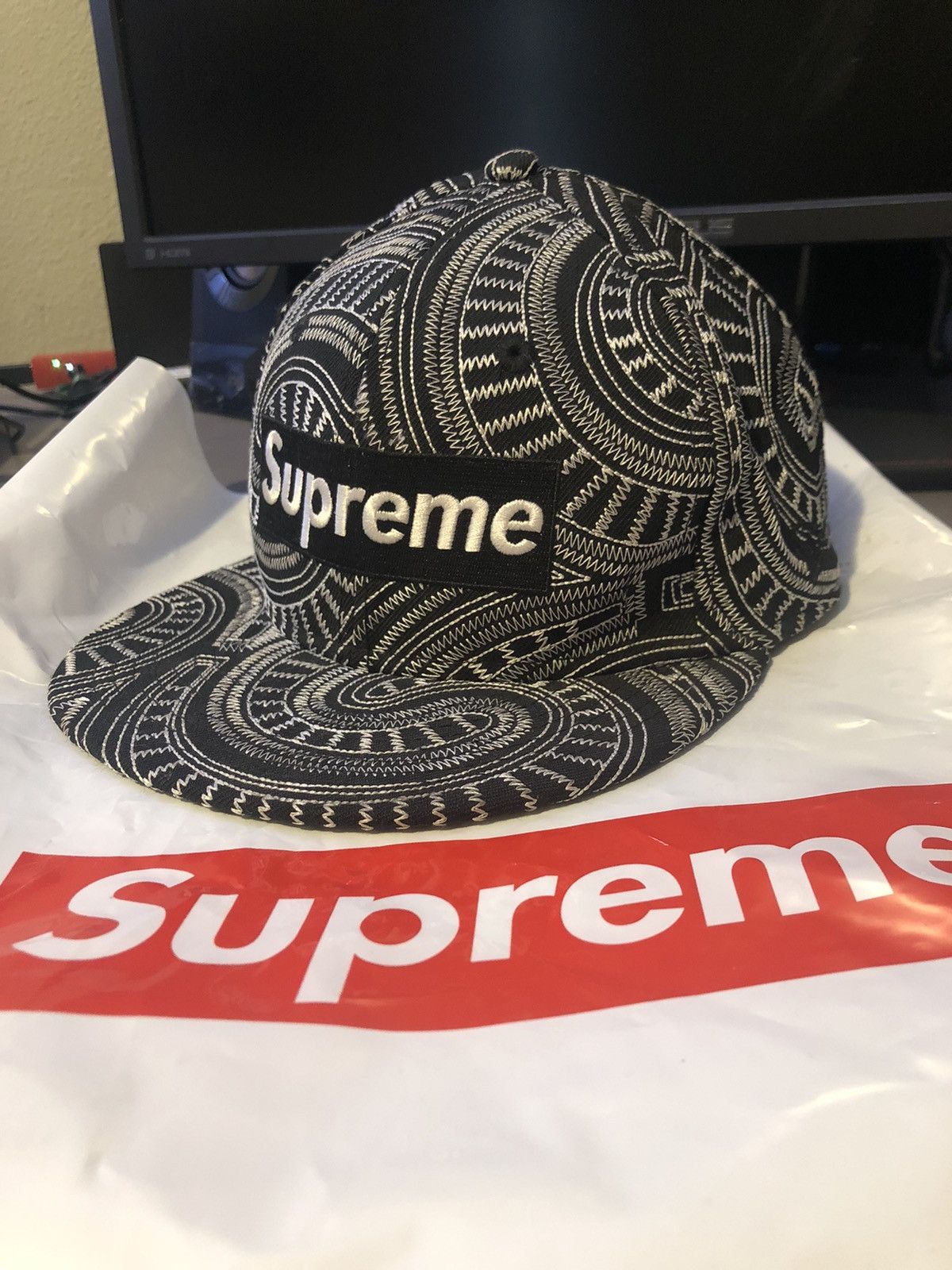 Supreme 2013 Supreme New Era Spiral Box Logo | Grailed