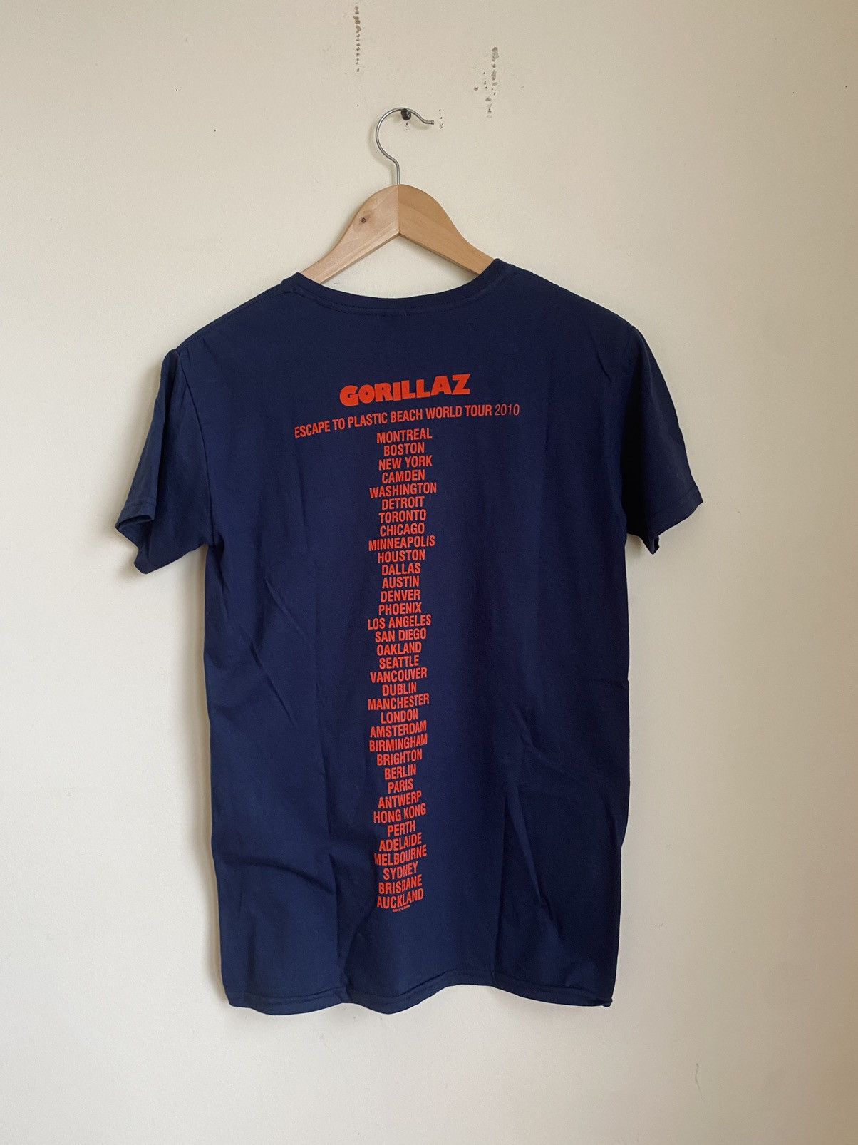 Band Tees × Vintage Gorillaz 2010 Escape To Plastic Beach Tour Tee | Grailed