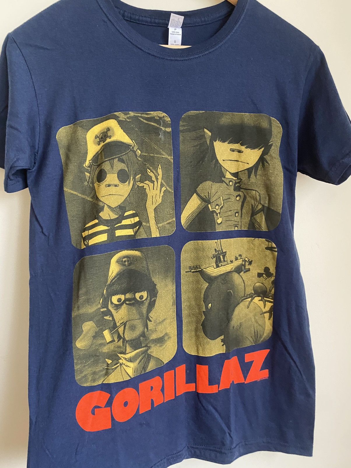 Band Tees × Vintage Gorillaz 2010 Escape To Plastic Beach Tour Tee | Grailed