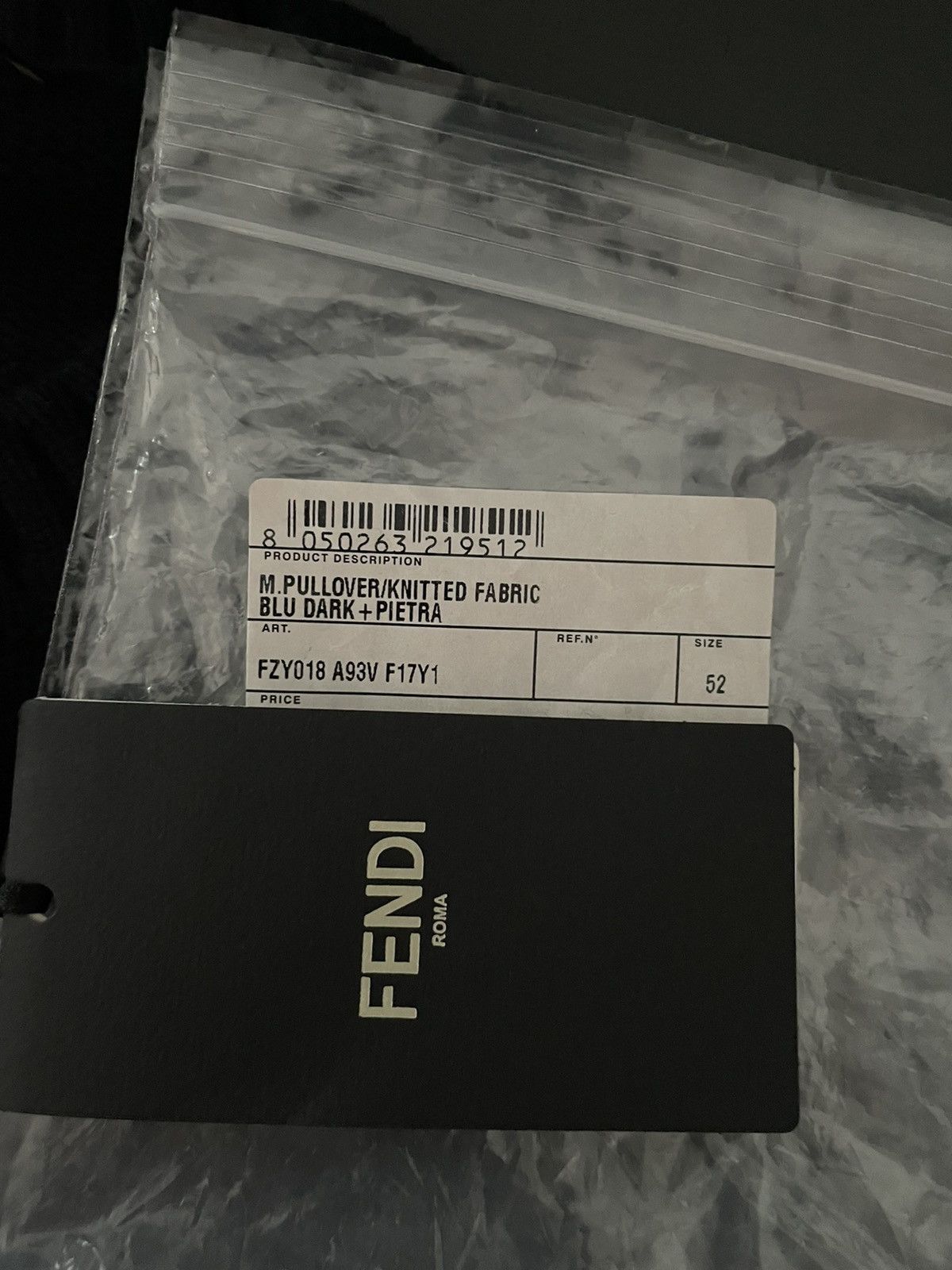 Fendi $2,500 Limited Runway 100% Cashmere Sweater New Fendi Logo Size US L / EU 52-54 / 3 - 12 Thumbnail