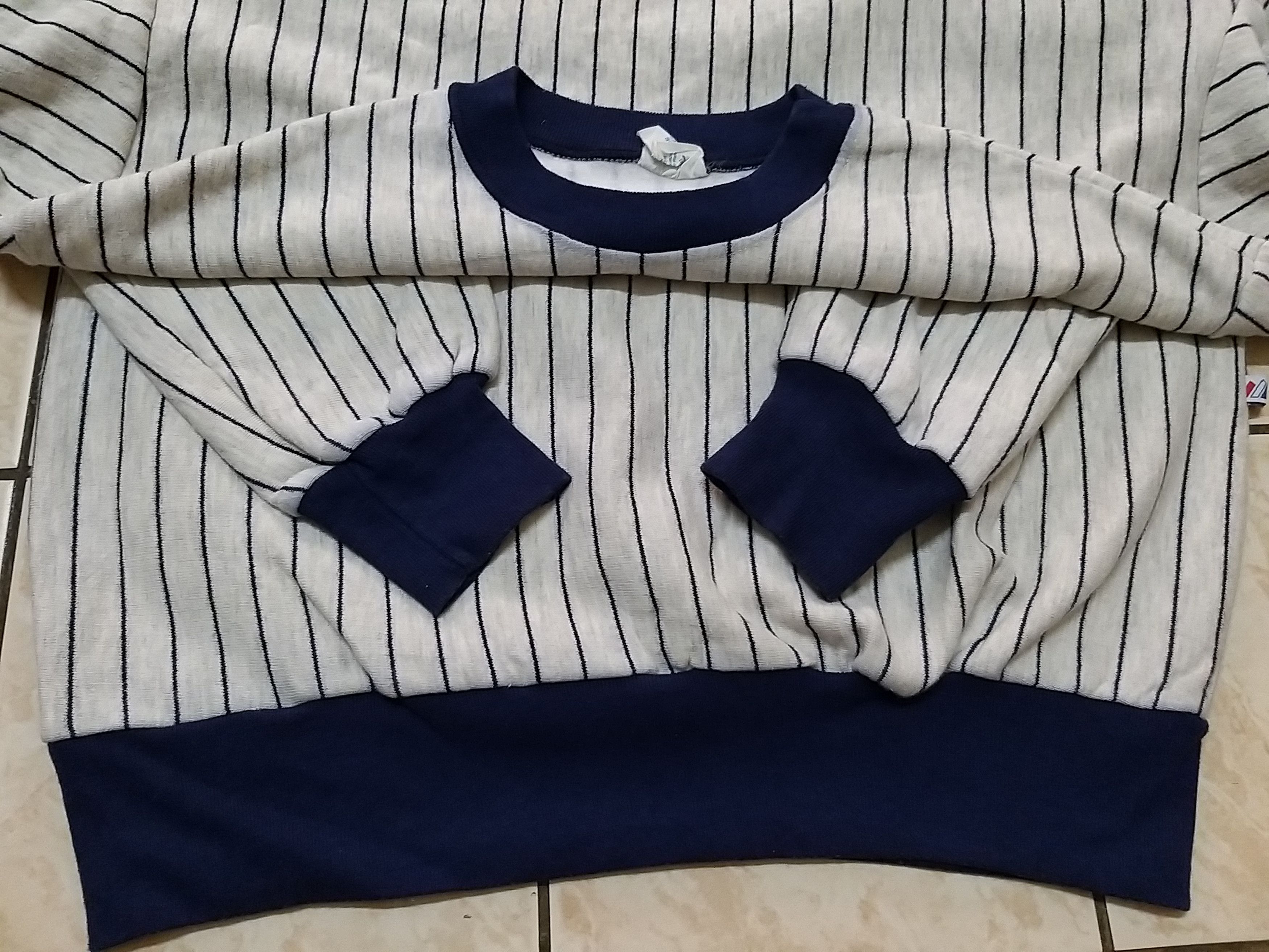 New York Yankees VINTAGE 90s NEW YORK YANKEES STRIPE PULLOVER SWEATSHIRT Size US M / EU 48-50 / 2 - 4 Thumbnail