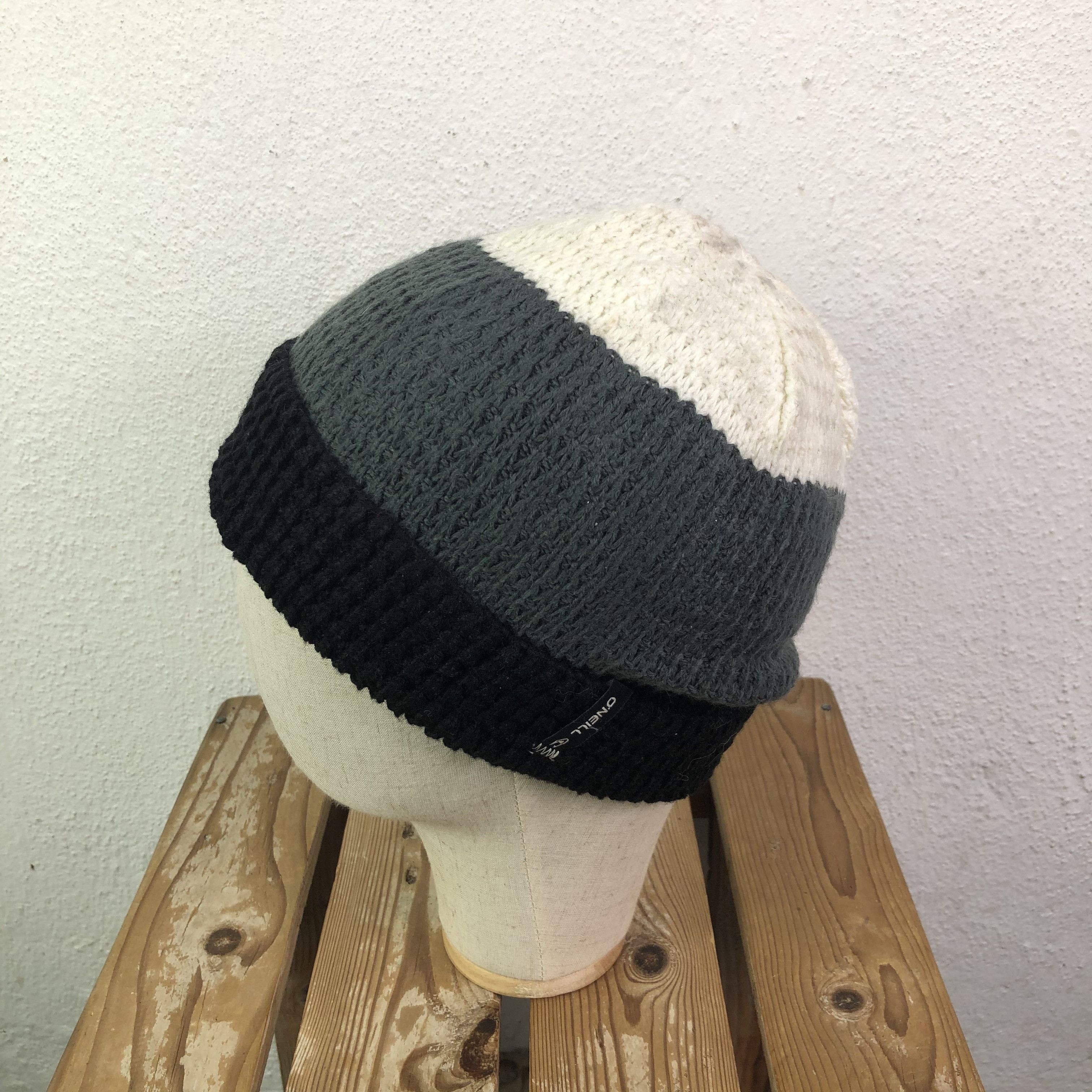 O'Neill Oneill Beanie Hat Size ONE SIZE - 1 Thumbnail